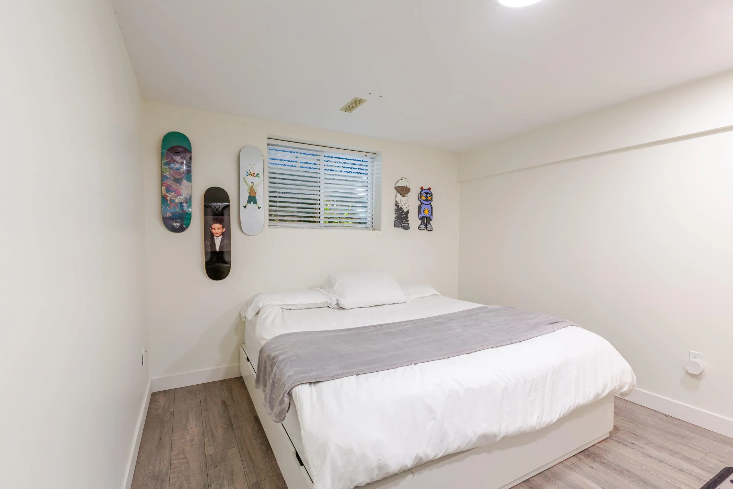 18416 68th Avenue, Surrey, BC V3S 9C1 — image 32