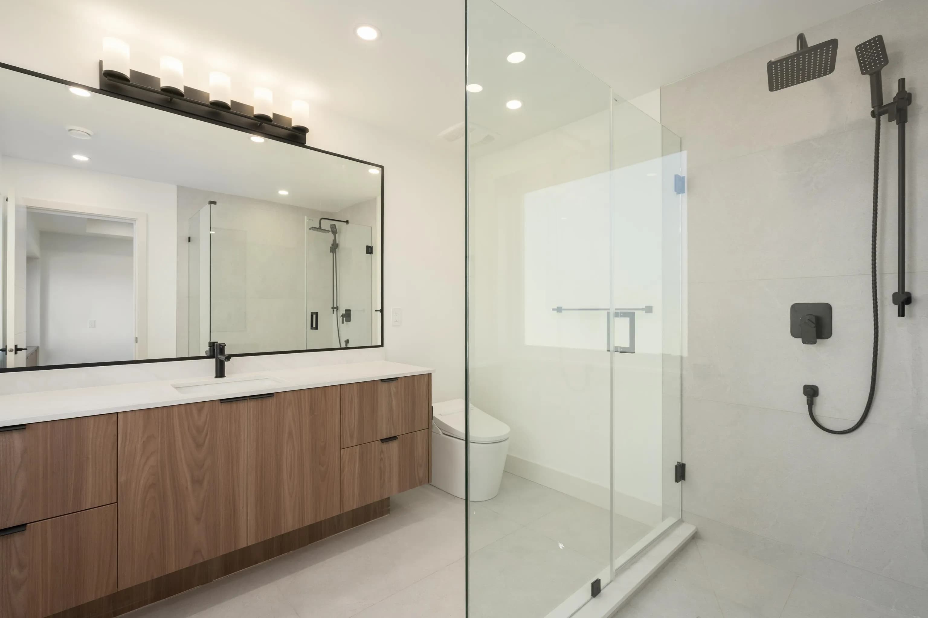 102 14753 111a Avenue, Surrey, BC V3R 2E2 — image 24