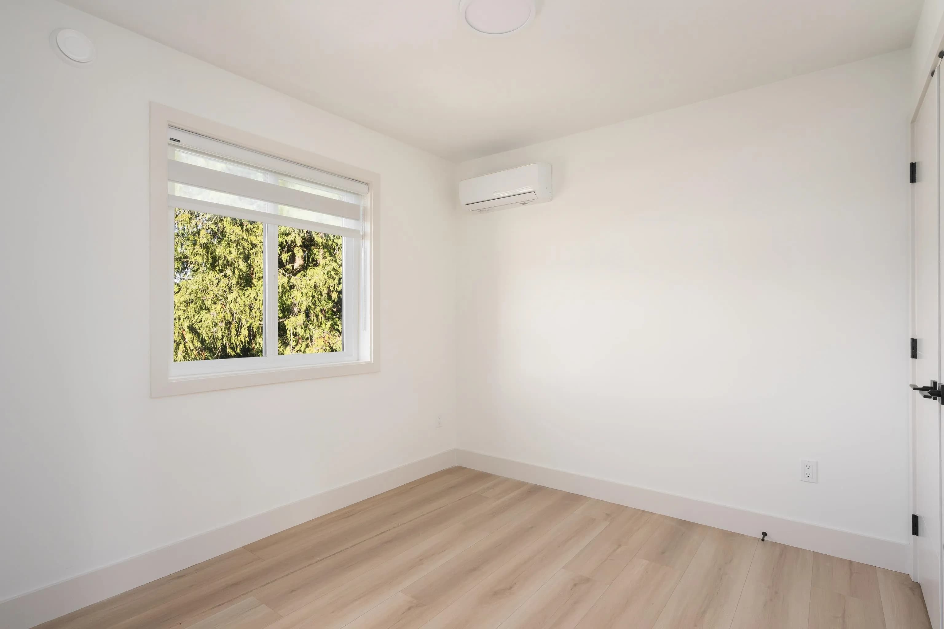 102 14753 111a Avenue, Surrey, BC V3R 2E2 — image 30