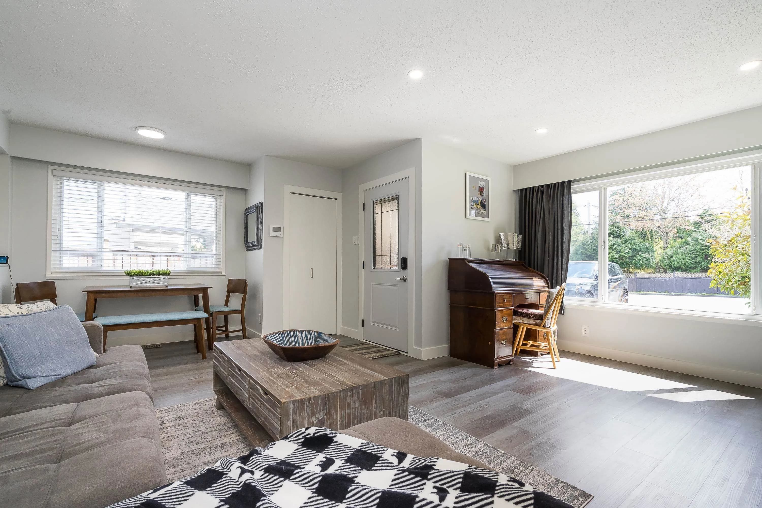 15669 20 Avenue, Surrey, BC V4A 2A7 — image 8