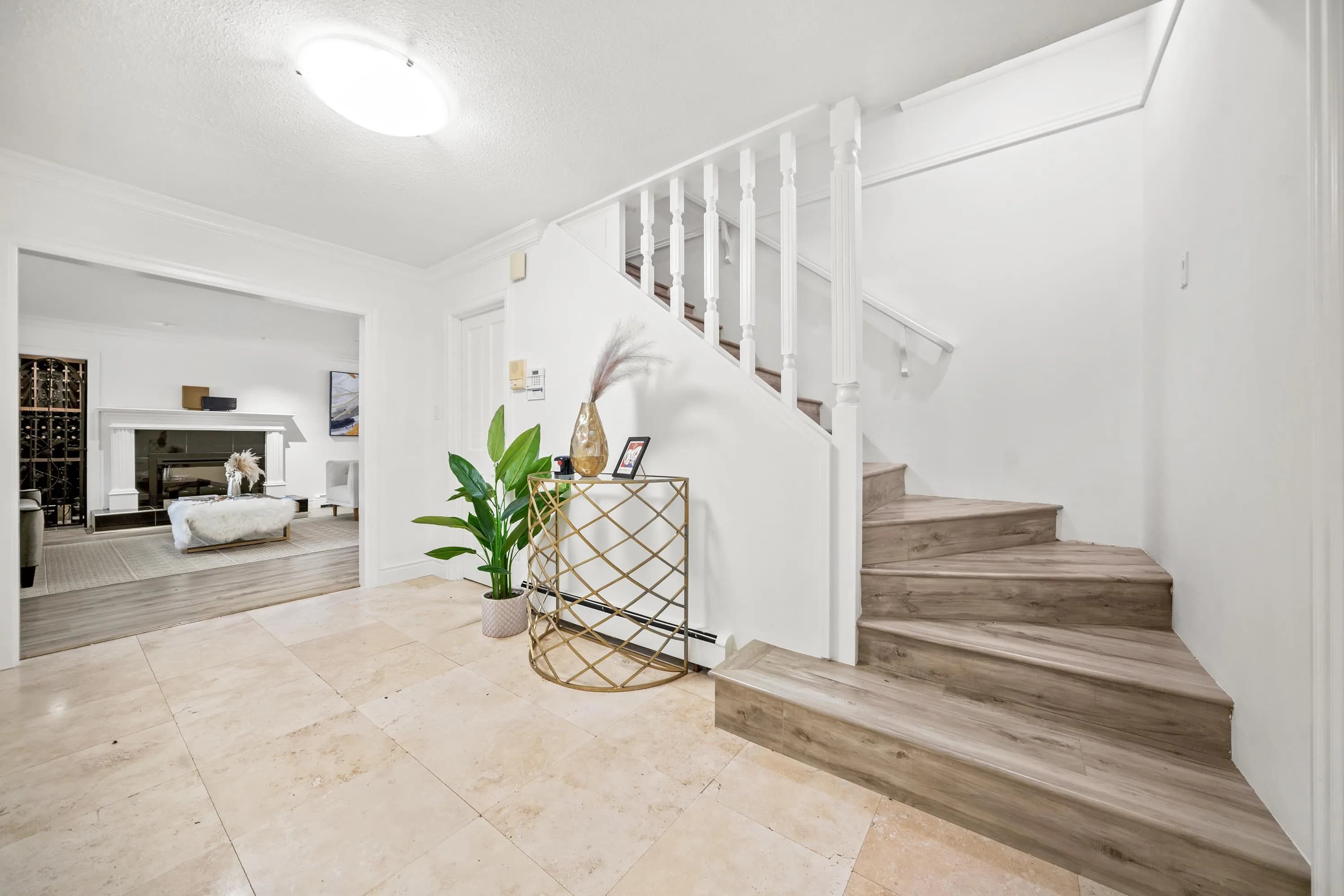 13411 25th Avenue, Surrey, BC V4P 1Y8 — image 2