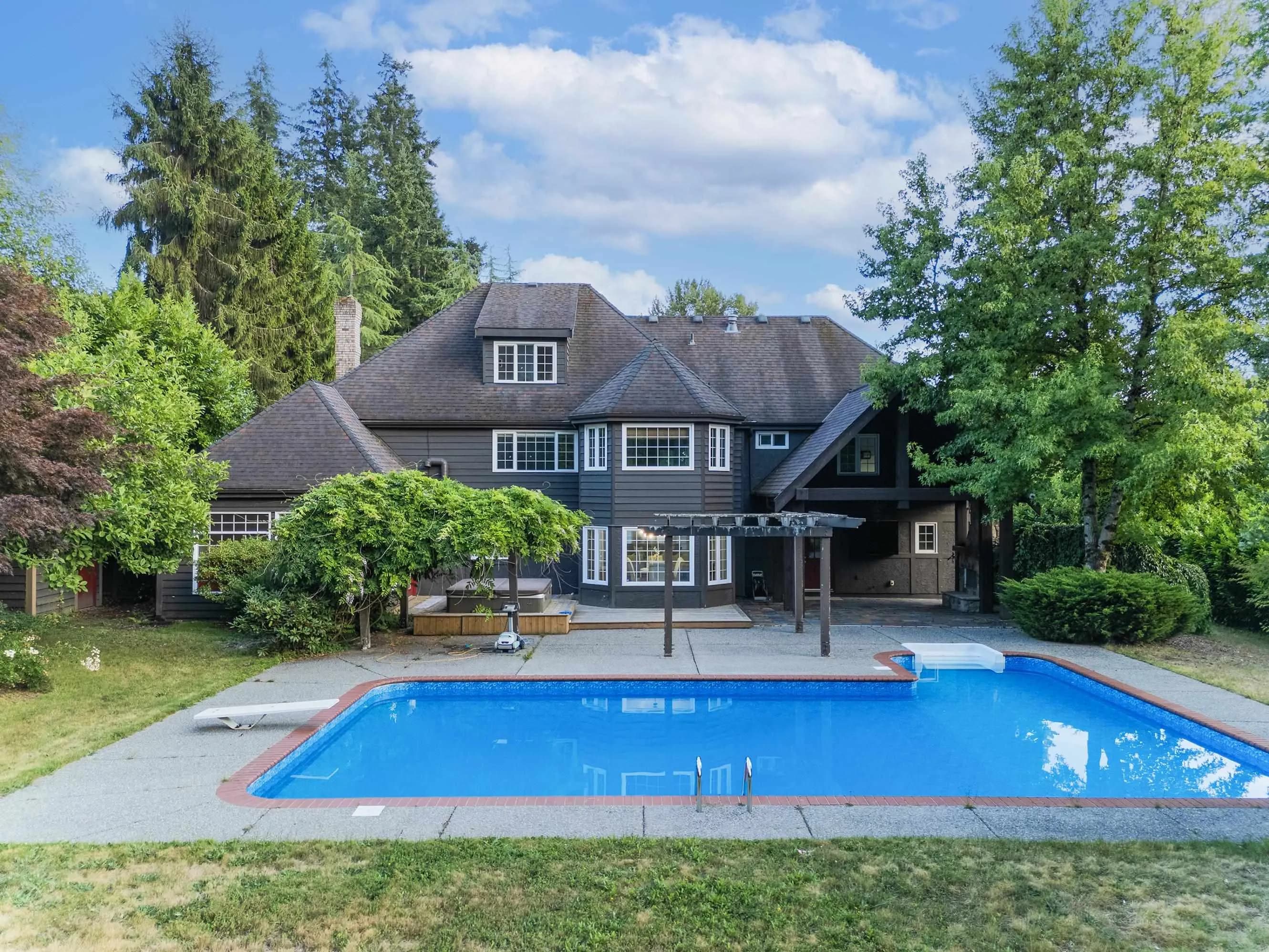 13411 25th Avenue, Surrey, BC V4P 1Y8 — image 1