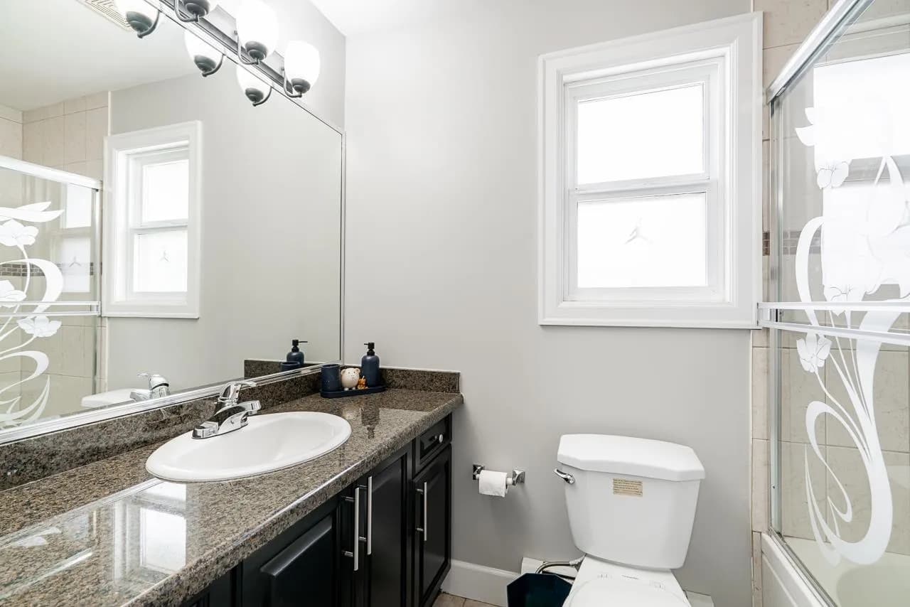 7077 149a Street, Surrey, BC V3S 1K2 — image 19