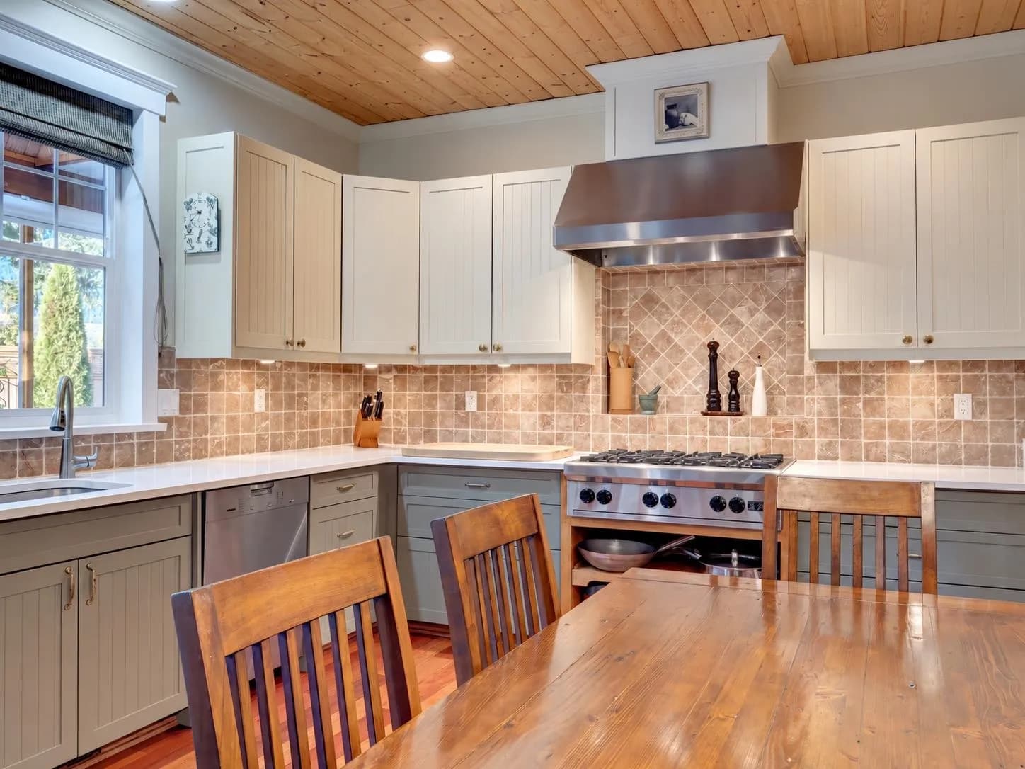 6161 Highmoor Place, Sechelt, BC V7Z 0L1 — image 22
