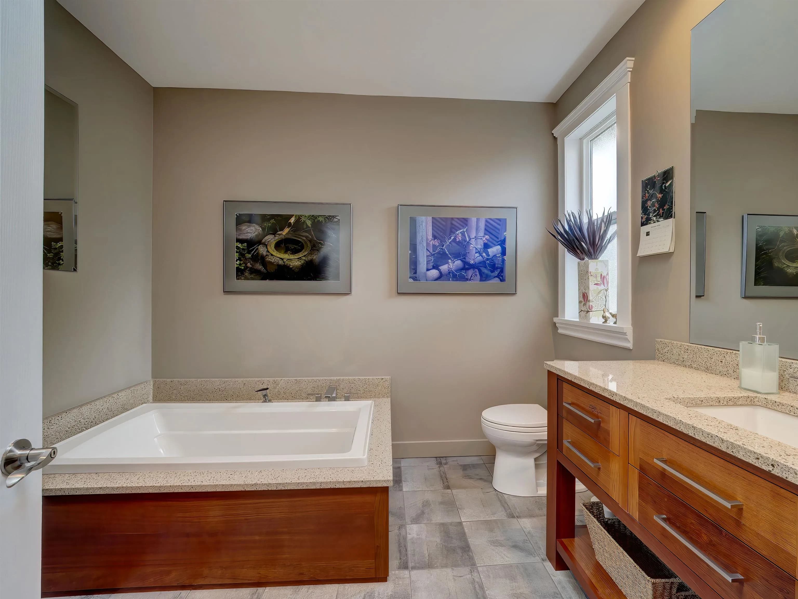 6161 Highmoor Place, Sechelt, BC V7Z 0L1 — image 27