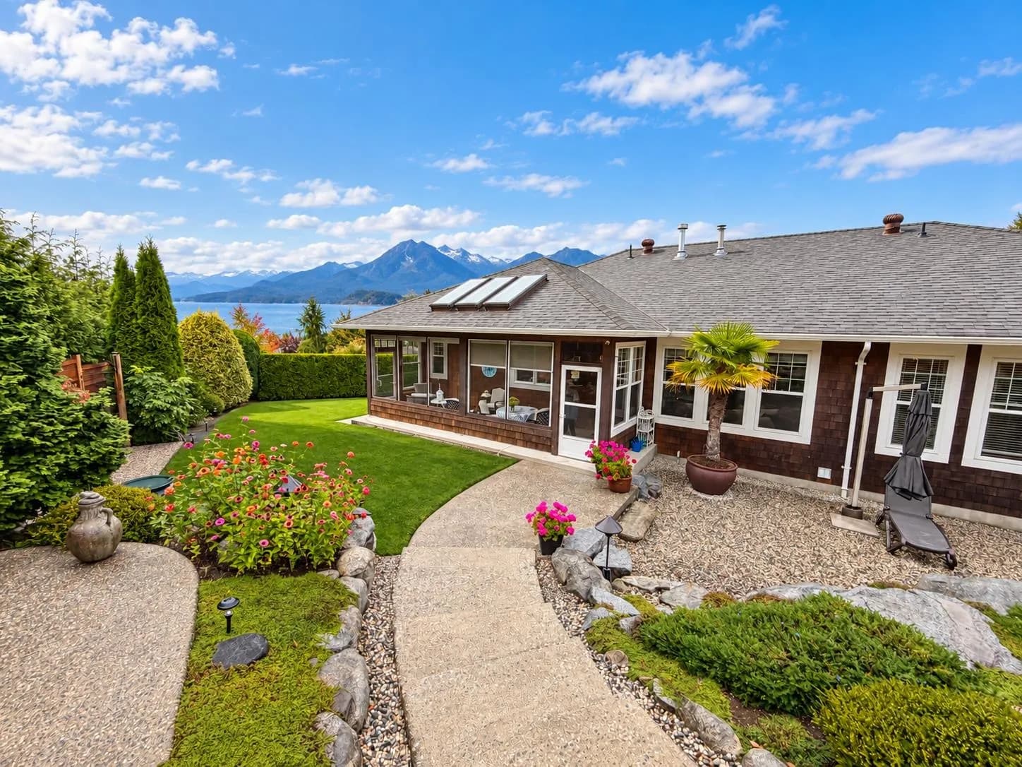 6161 Highmoor Place, Sechelt, BC V7Z 0L1 — image 9