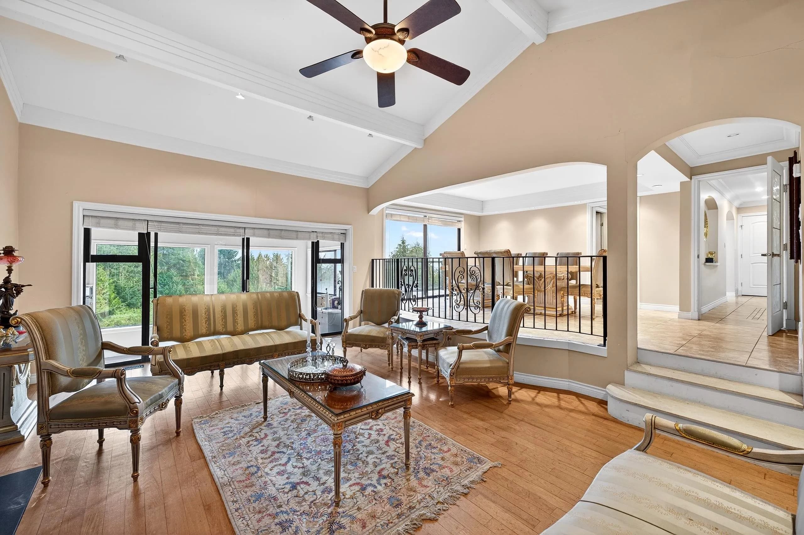 1375 Burnside Road, West Vancouver, BC V7S 2P6 — image 10