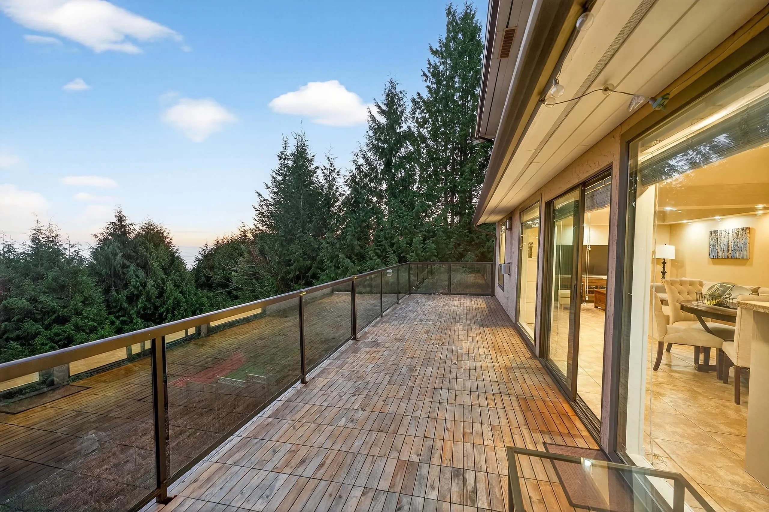 1375 Burnside Road, West Vancouver, BC V7S 2P6 — image 35