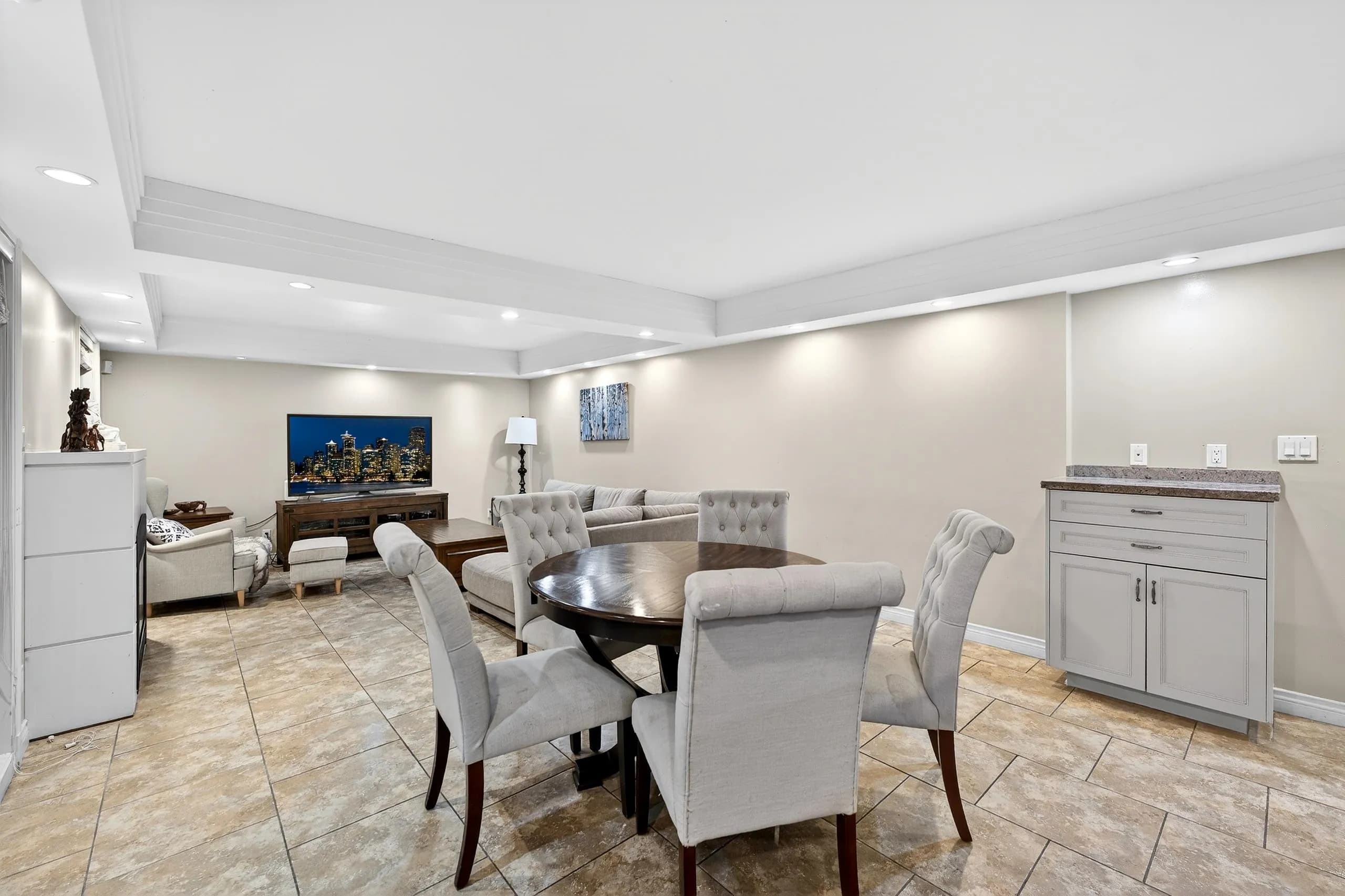1375 Burnside Road, West Vancouver, BC V7S 2P6 — image 20