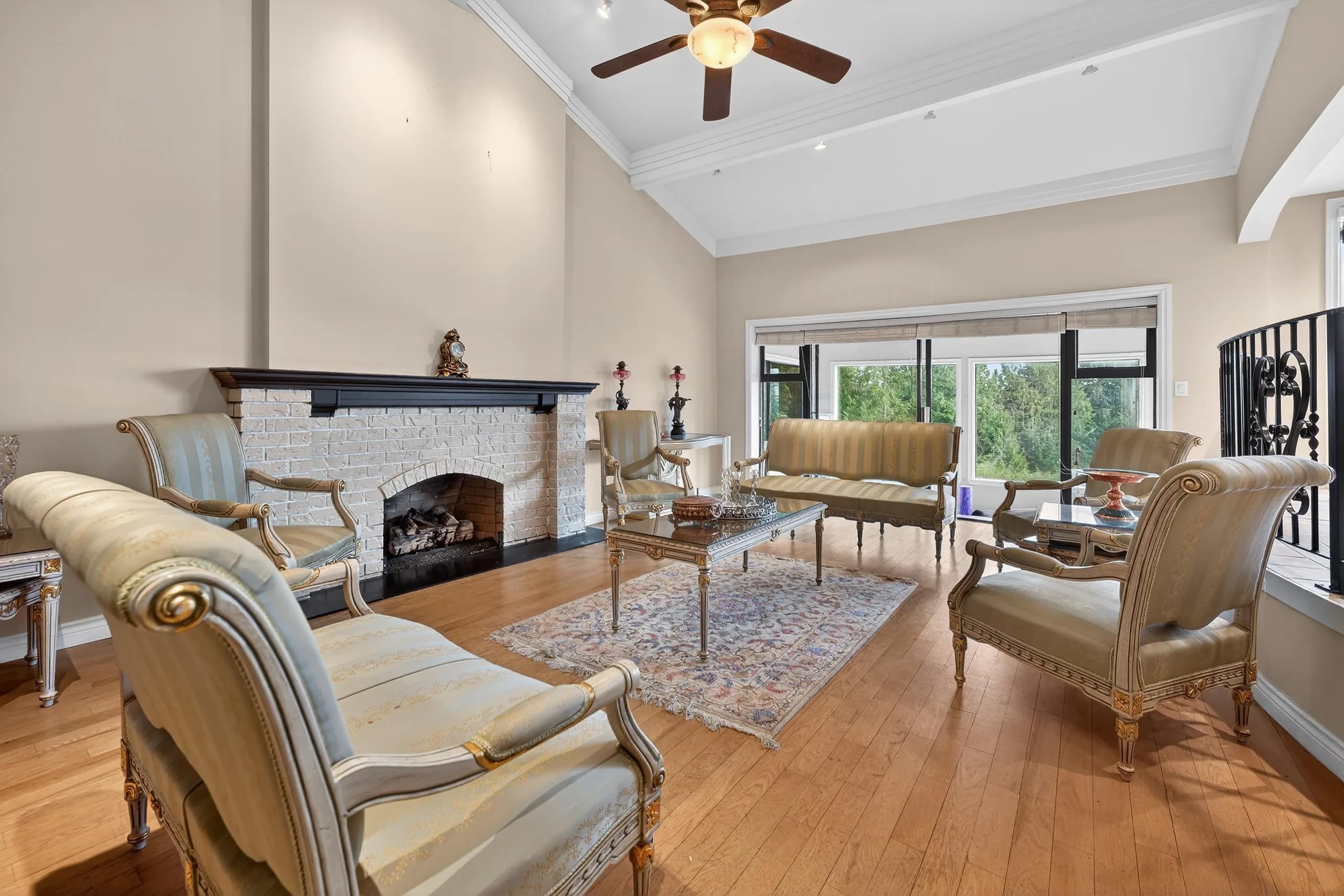 1375 Burnside Road, West Vancouver, BC V7S 2P6 — image 9