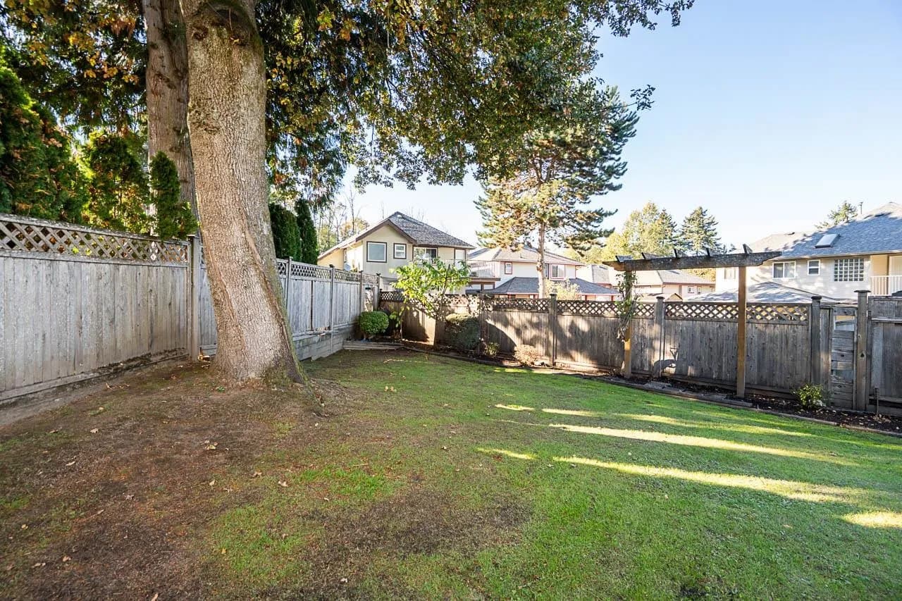 14569 75a Avenue, Surrey, BC V3S 8T9 — image 33