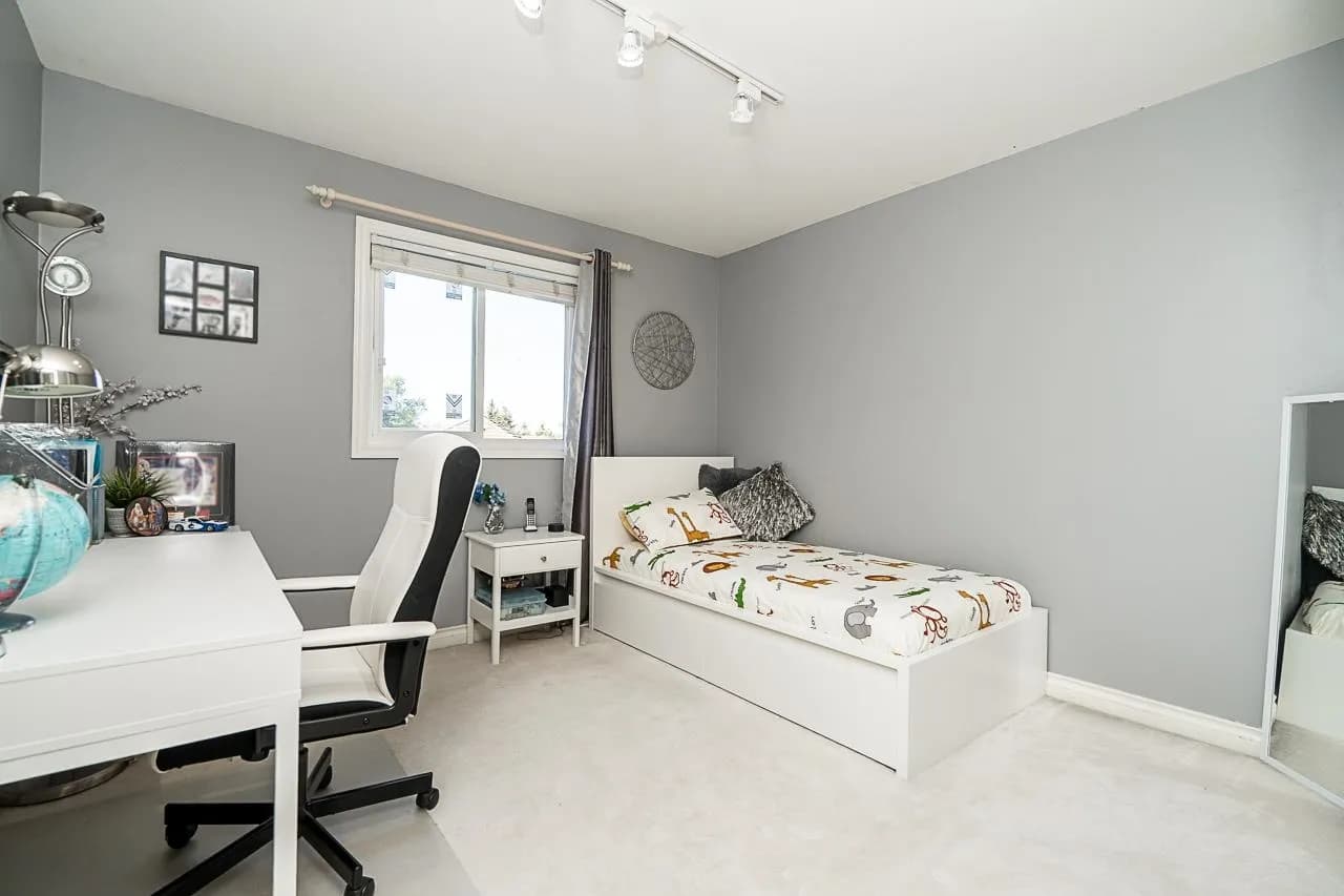 14569 75a Avenue, Surrey, BC V3S 8T9 — image 18