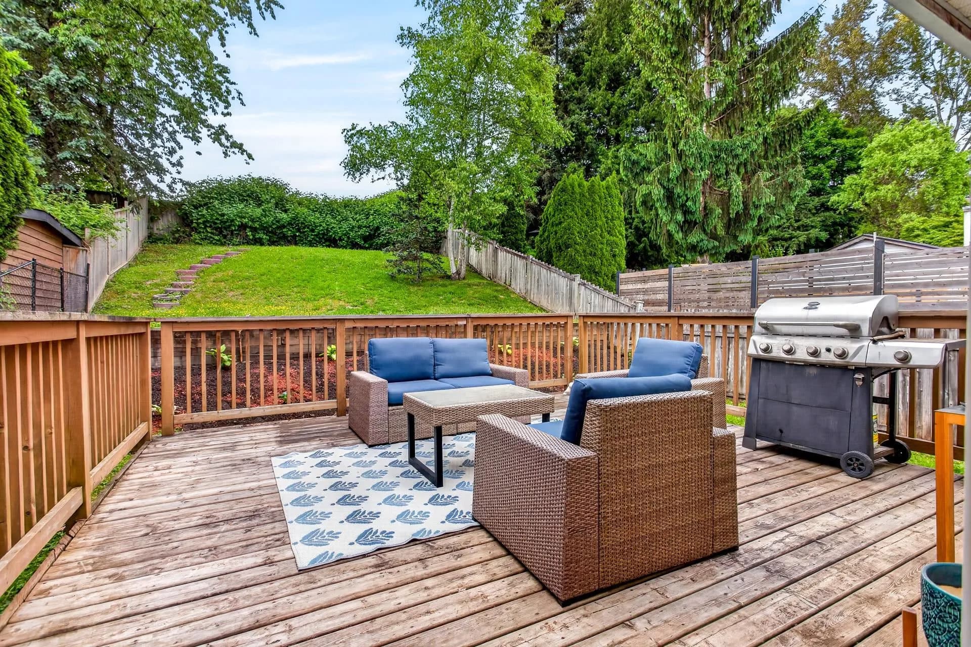 22525 Brickwood Close, Maple Ridge, BC V2X 9J5 — image 35