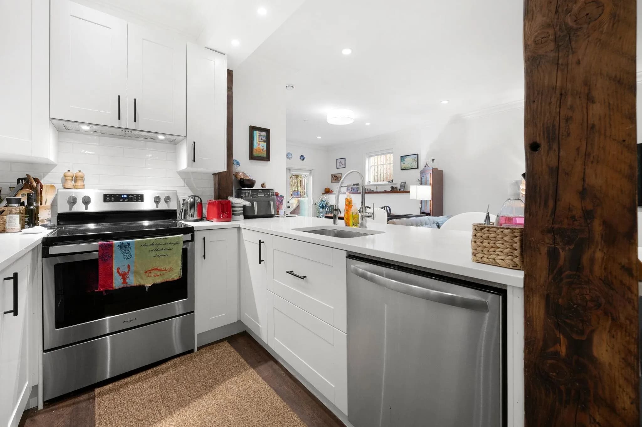 2533 Kitchener Street, Vancouver, BC V5K 3C7 — image 27