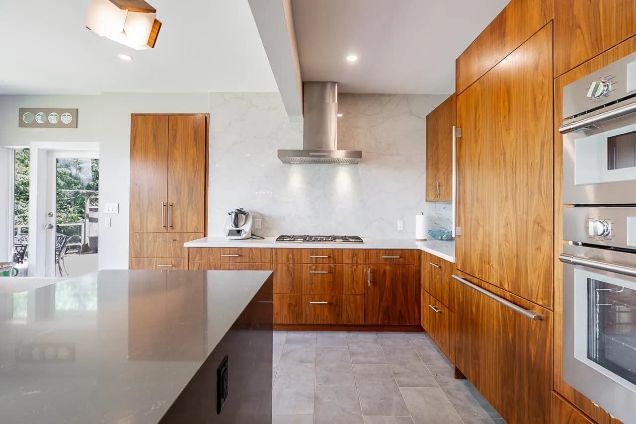 6330 Chatham Street, West Vancouver, BC V7W 2E2 — image 6