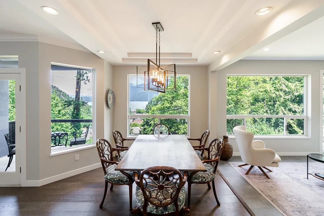 6330 Chatham Street, West Vancouver, BC V7W 2E2 — image 4
