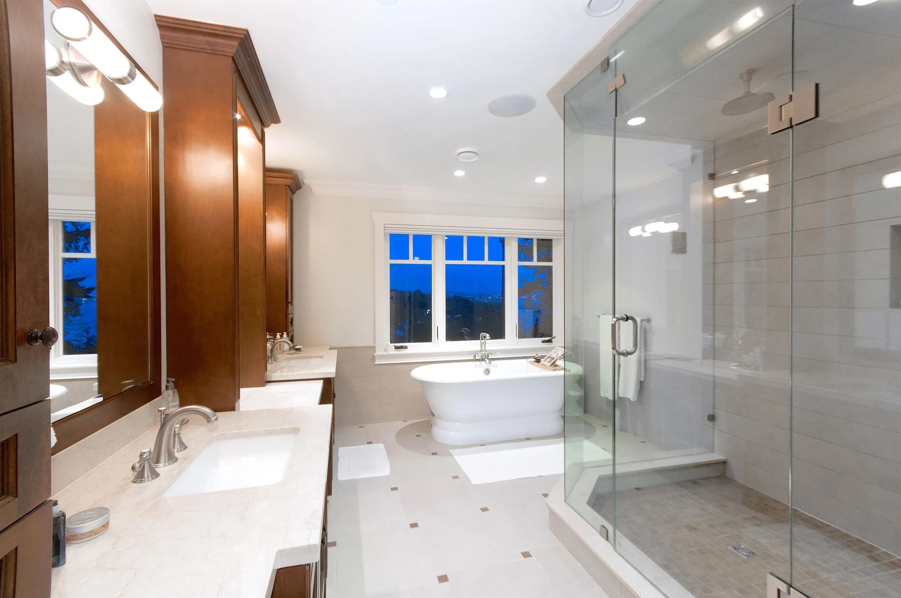 460 Westholme Road, West Vancouver, BC V7V 2N1 — image 21