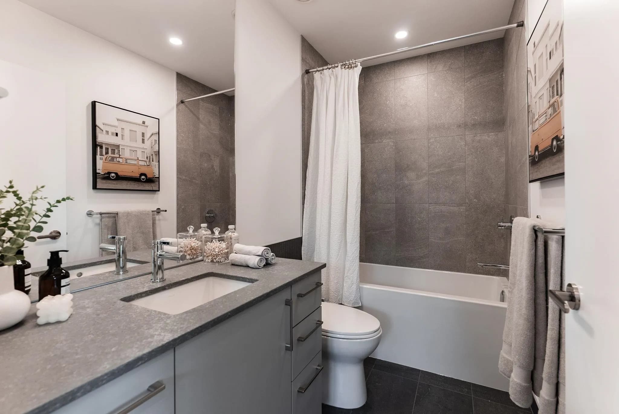 1 60 E 17th Avenue, Vancouver, BC V5V 1A2 — image 25