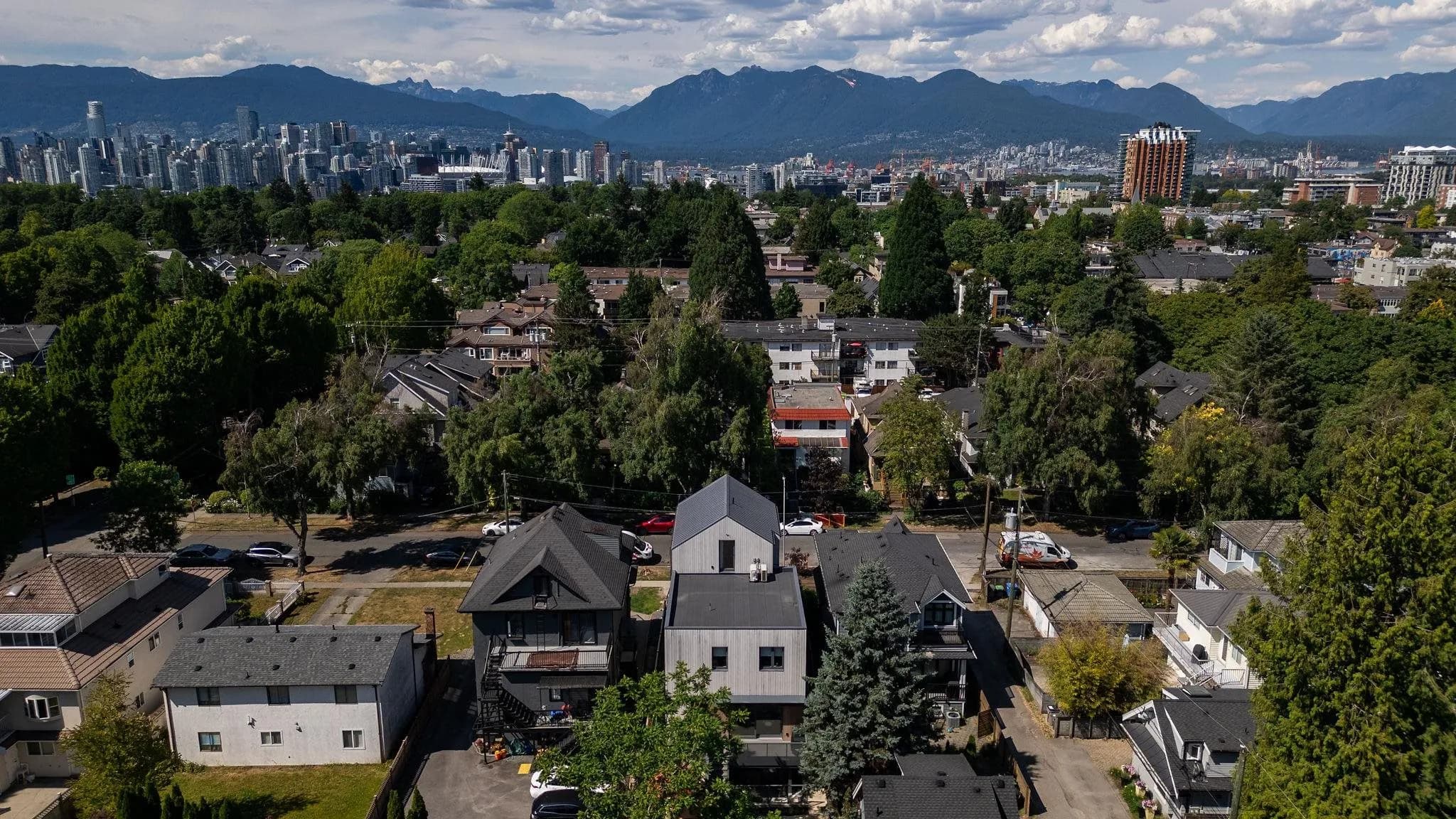 1 60 E 17th Avenue, Vancouver, BC V5V 1A2 — image 36