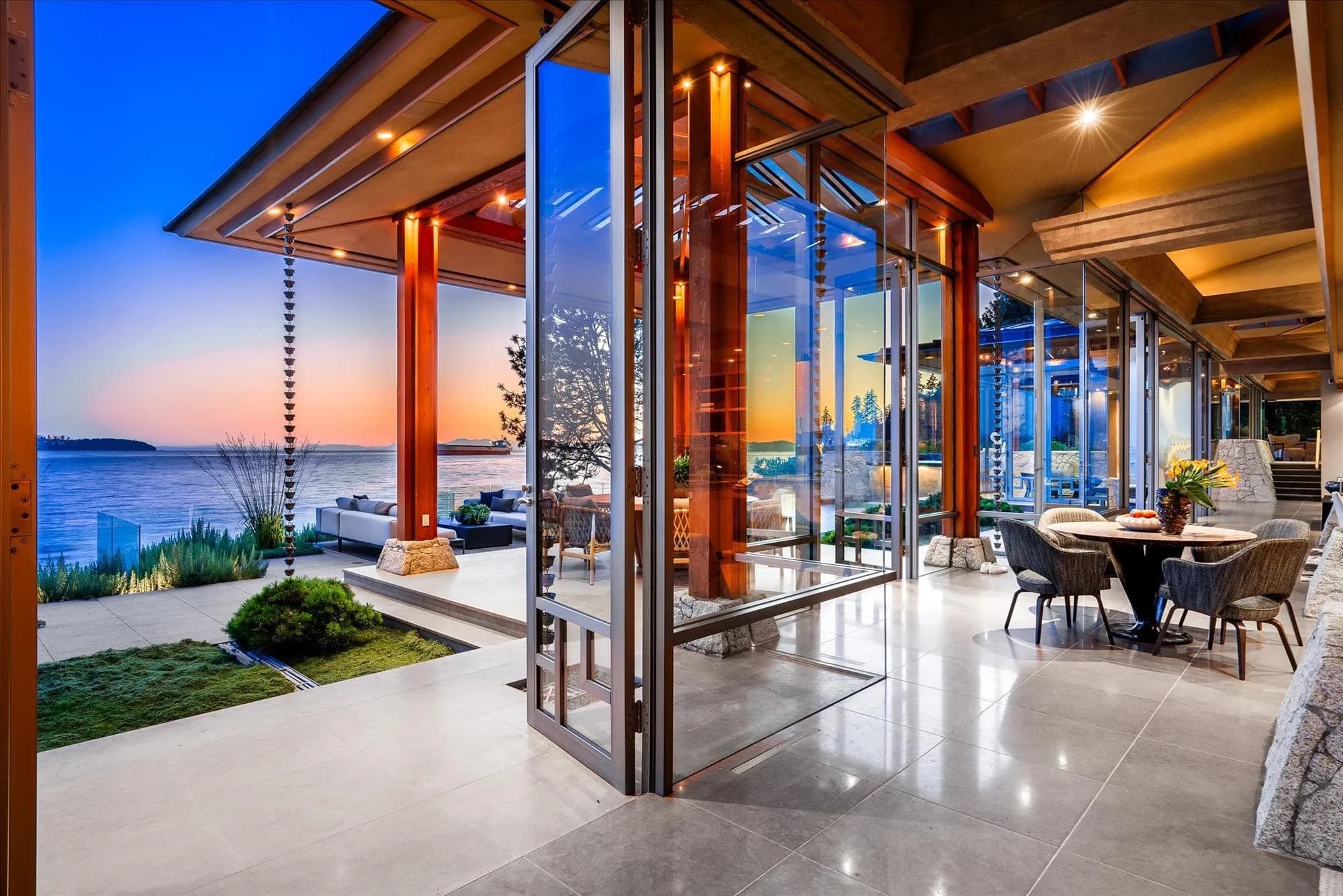 3330 Radcliffe Avenue, West Vancouver, BC V7V 1G6 — image 15