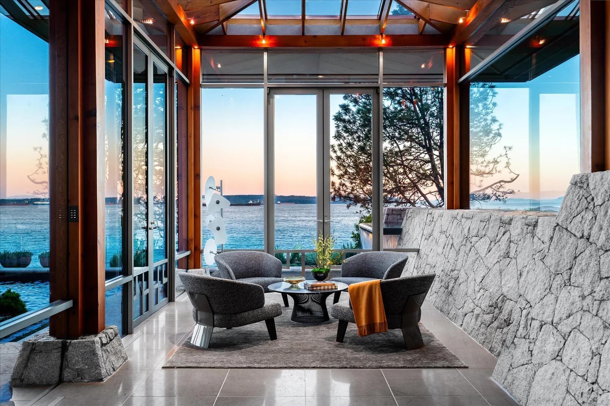 3330 Radcliffe Avenue, West Vancouver, BC V7V 1G6 — image 12