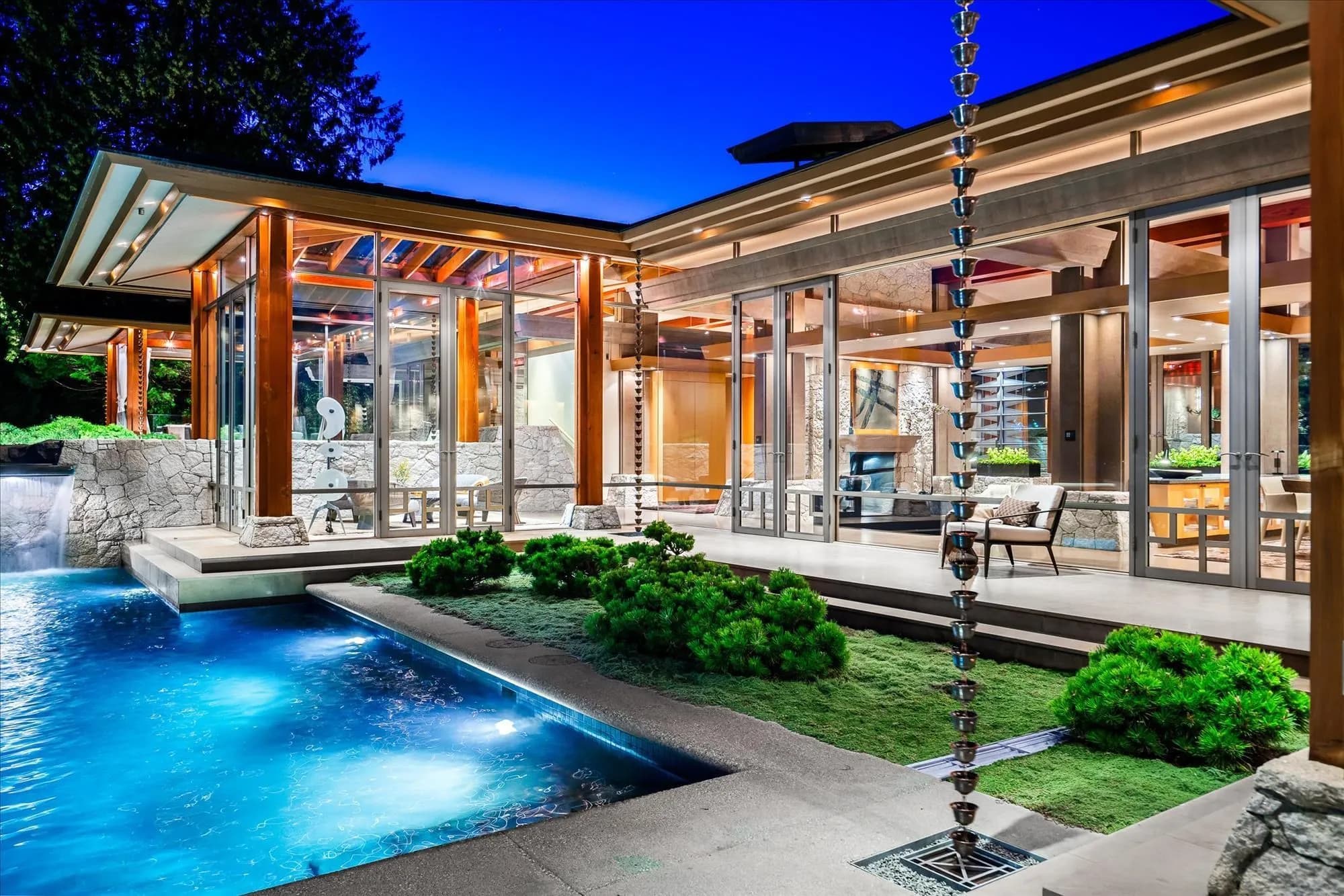 3330 Radcliffe Avenue, West Vancouver, BC V7V 1G6 — image 36