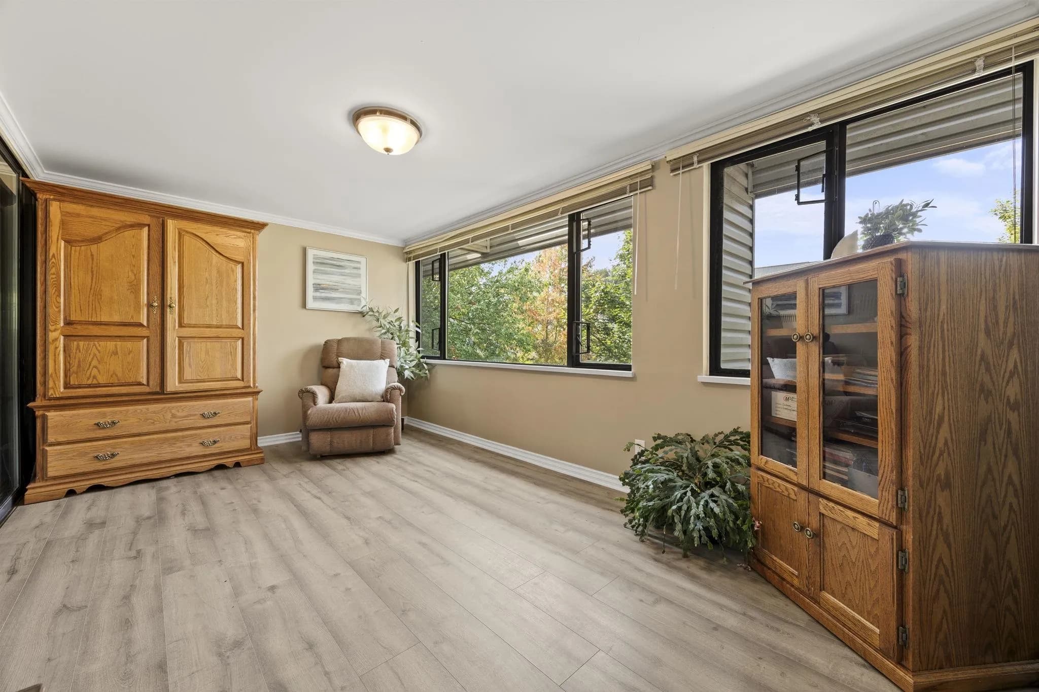 212 15313 19 Avenue, Surrey, BC V4A 1X6 — image 8