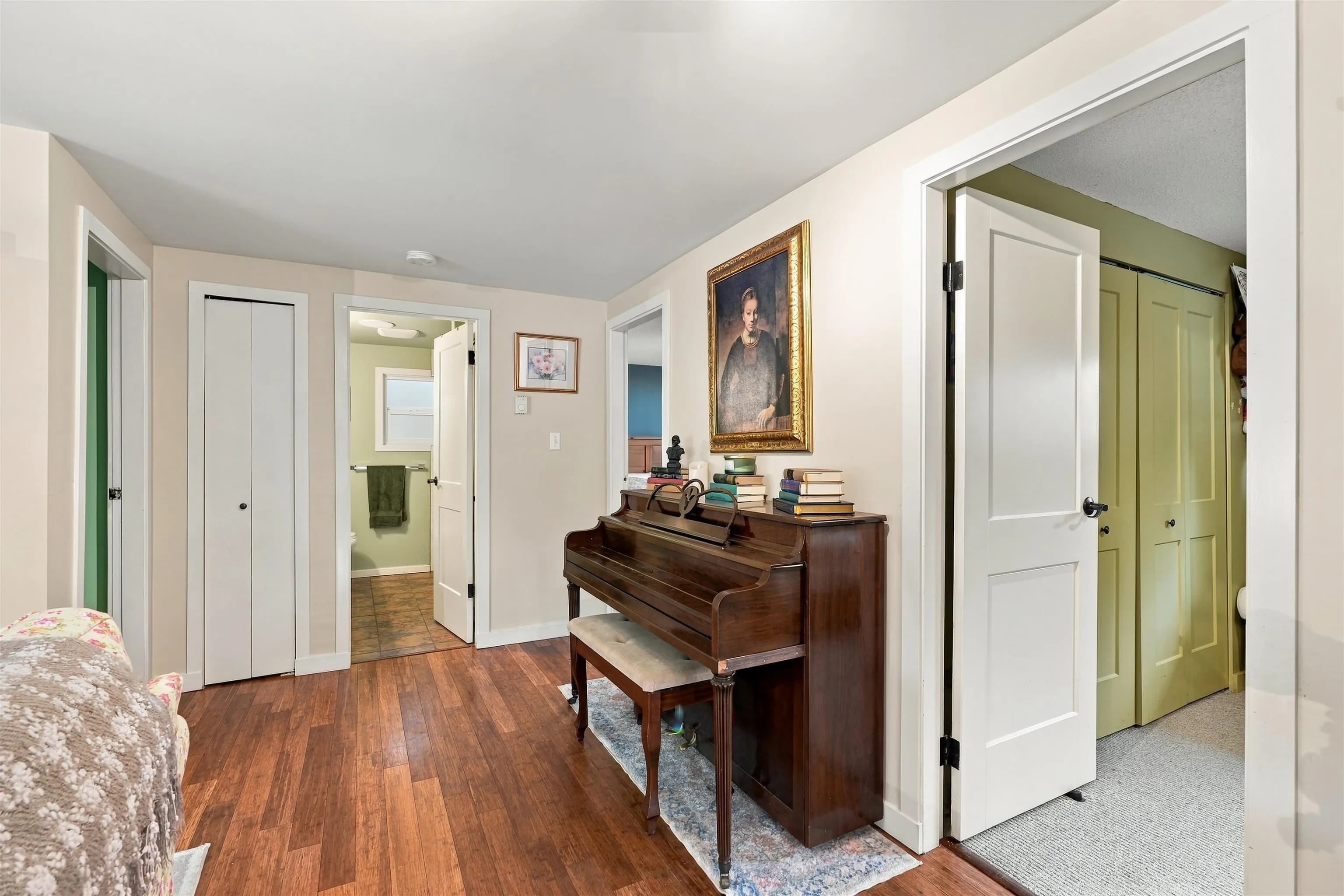 5734 Pebble Crescent, Sechelt, BC V0N 3A0 — image 8