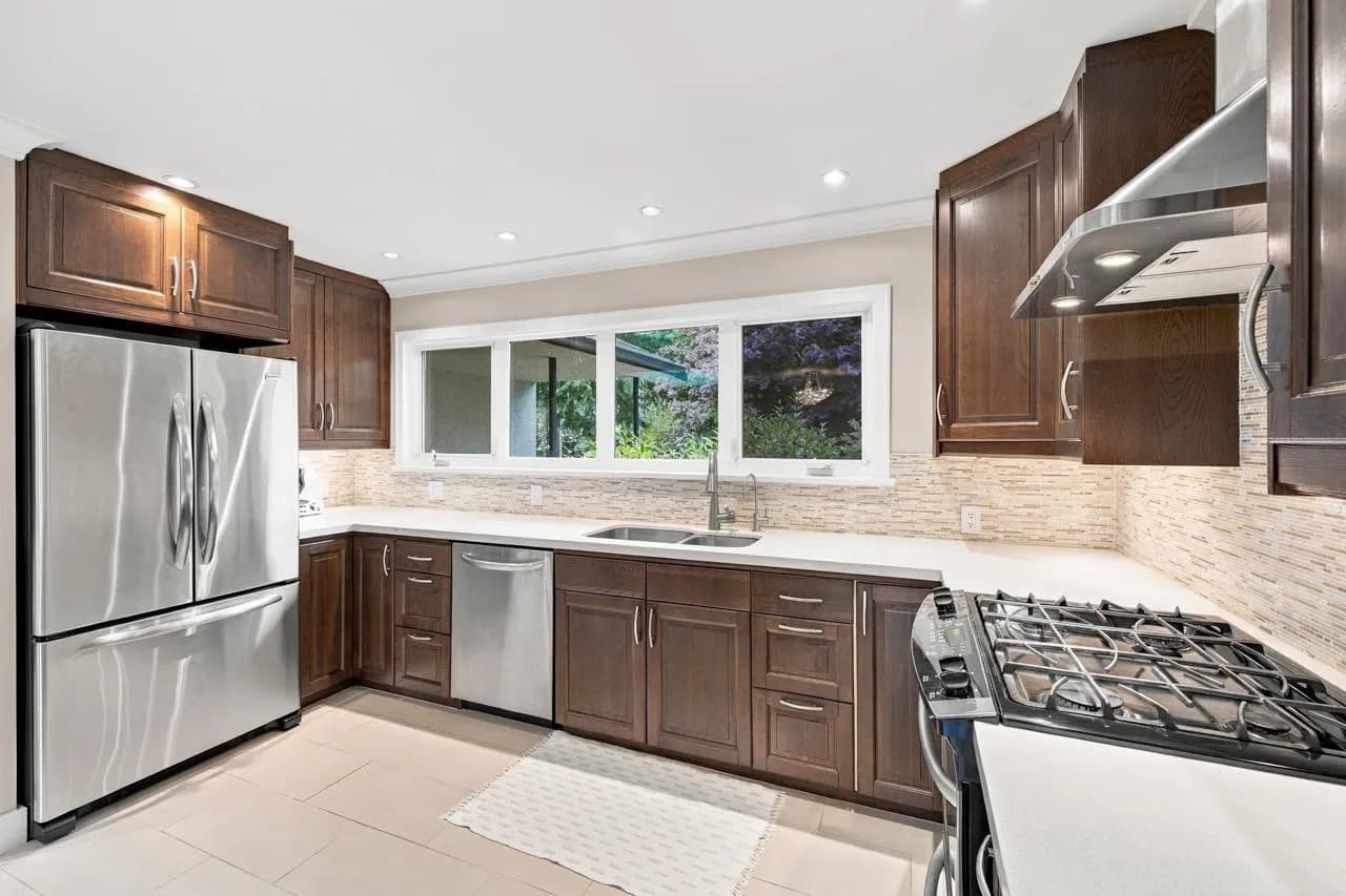5788 Crown Street, Vancouver, BC V6N 2B7 — image 22