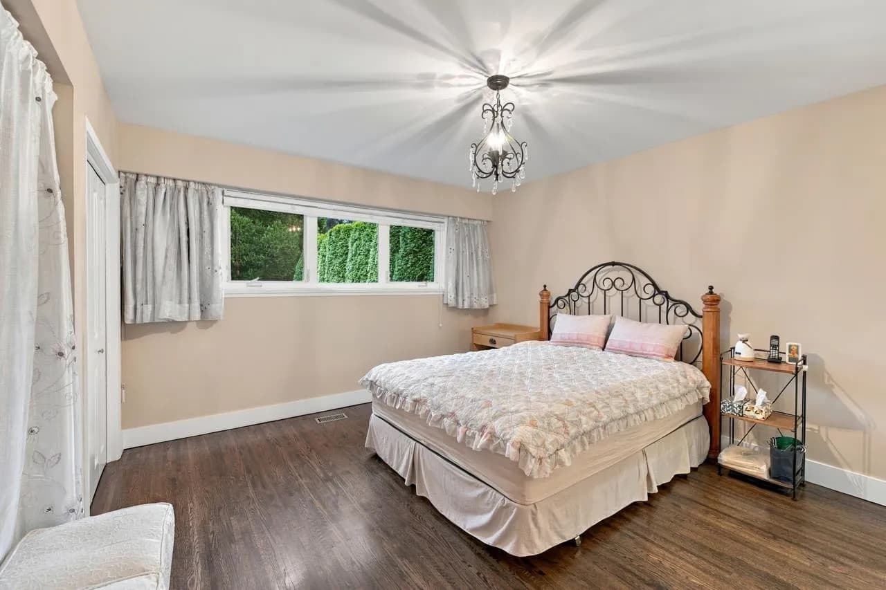 5788 Crown Street, Vancouver, BC V6N 2B7 — image 23