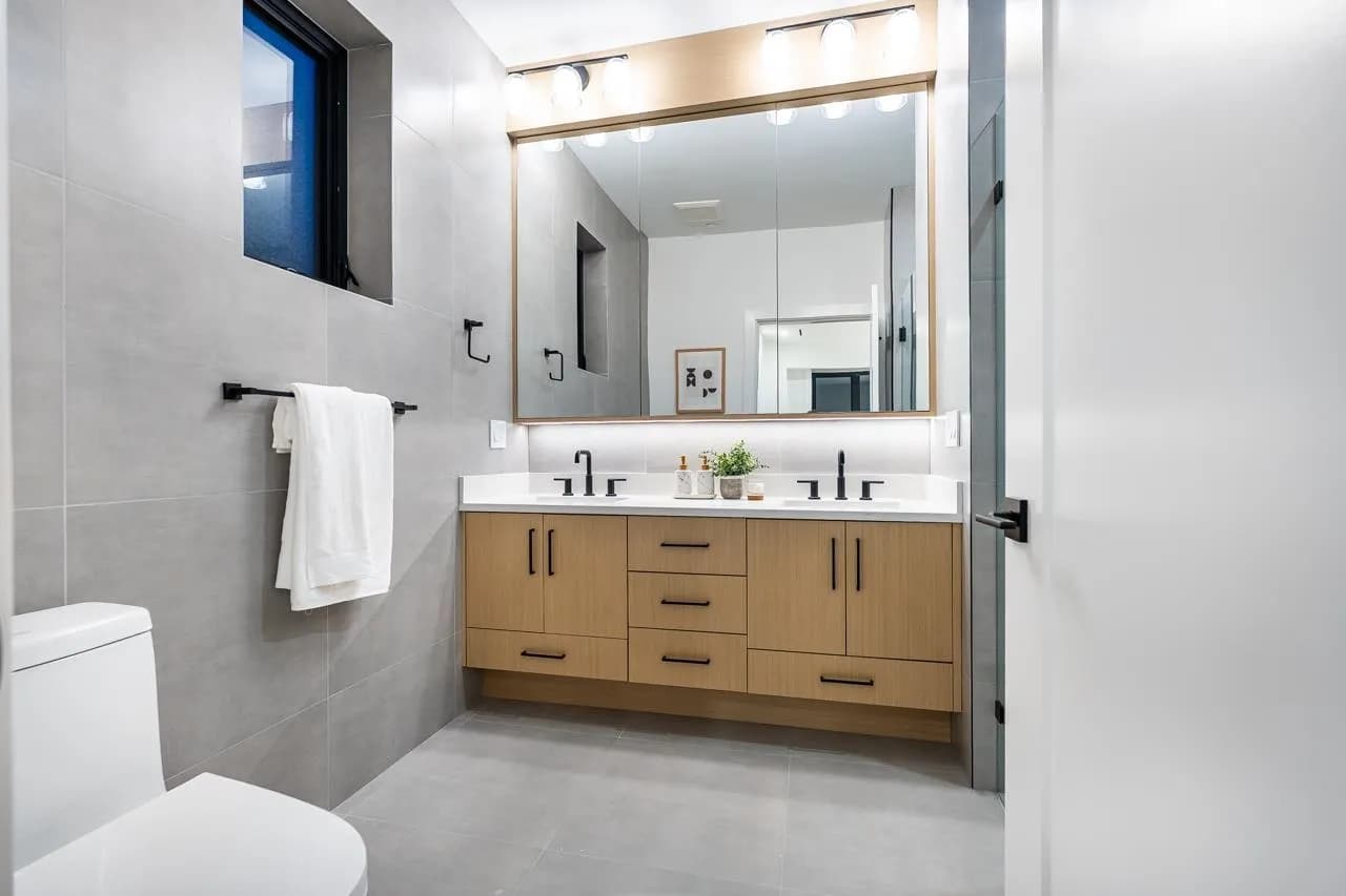 4675 St. George Street, Vancouver, BC V5V 4A8 — image 16