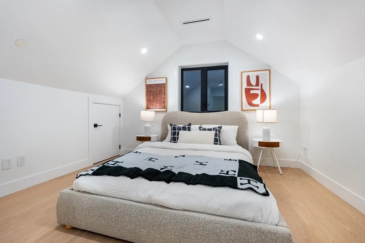 4675 St. George Street, Vancouver, BC V5V 4A8 — image 20