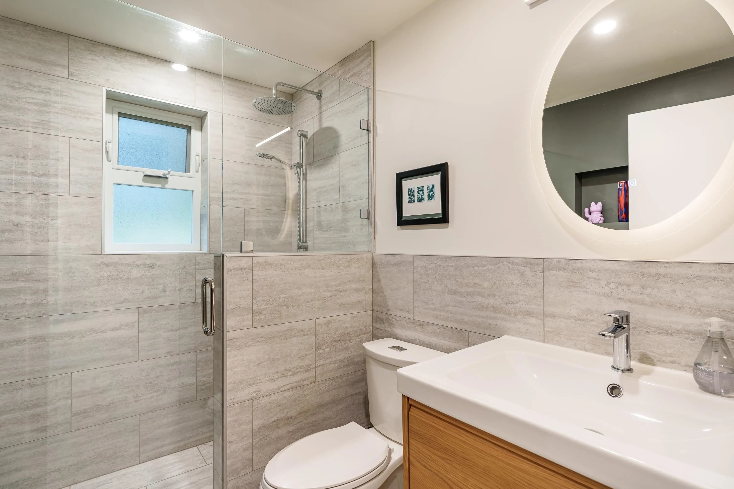 5670 Trident Avenue, Sechelt, BC V7Z 2P4 — image 17