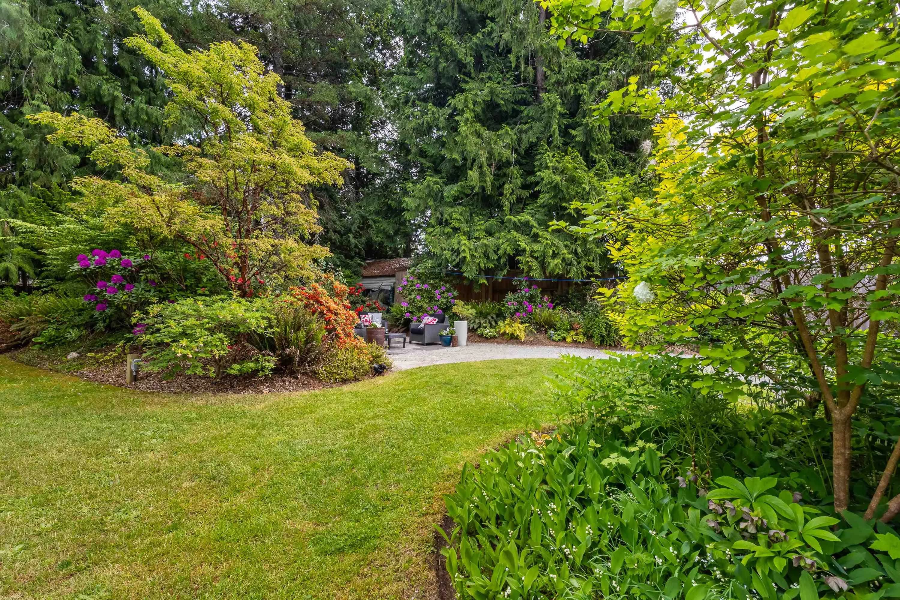 5670 Trident Avenue, Sechelt, BC V7Z 2P4 — image 23