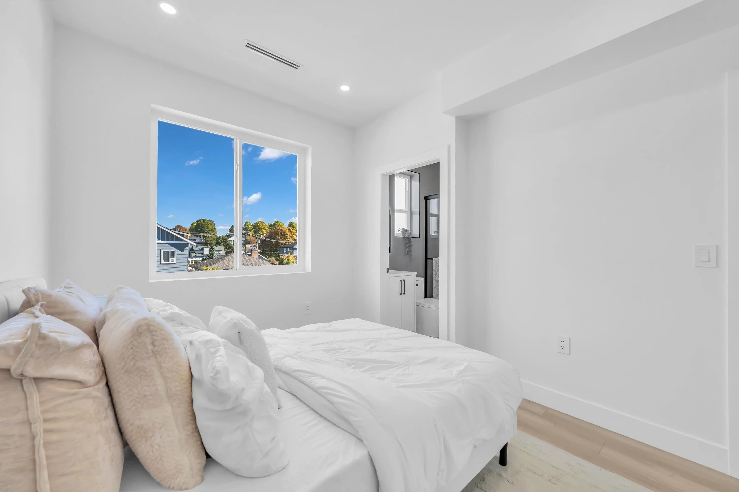 2 4587 Knight Street, Vancouver, BC V5N 3M8 — image 18