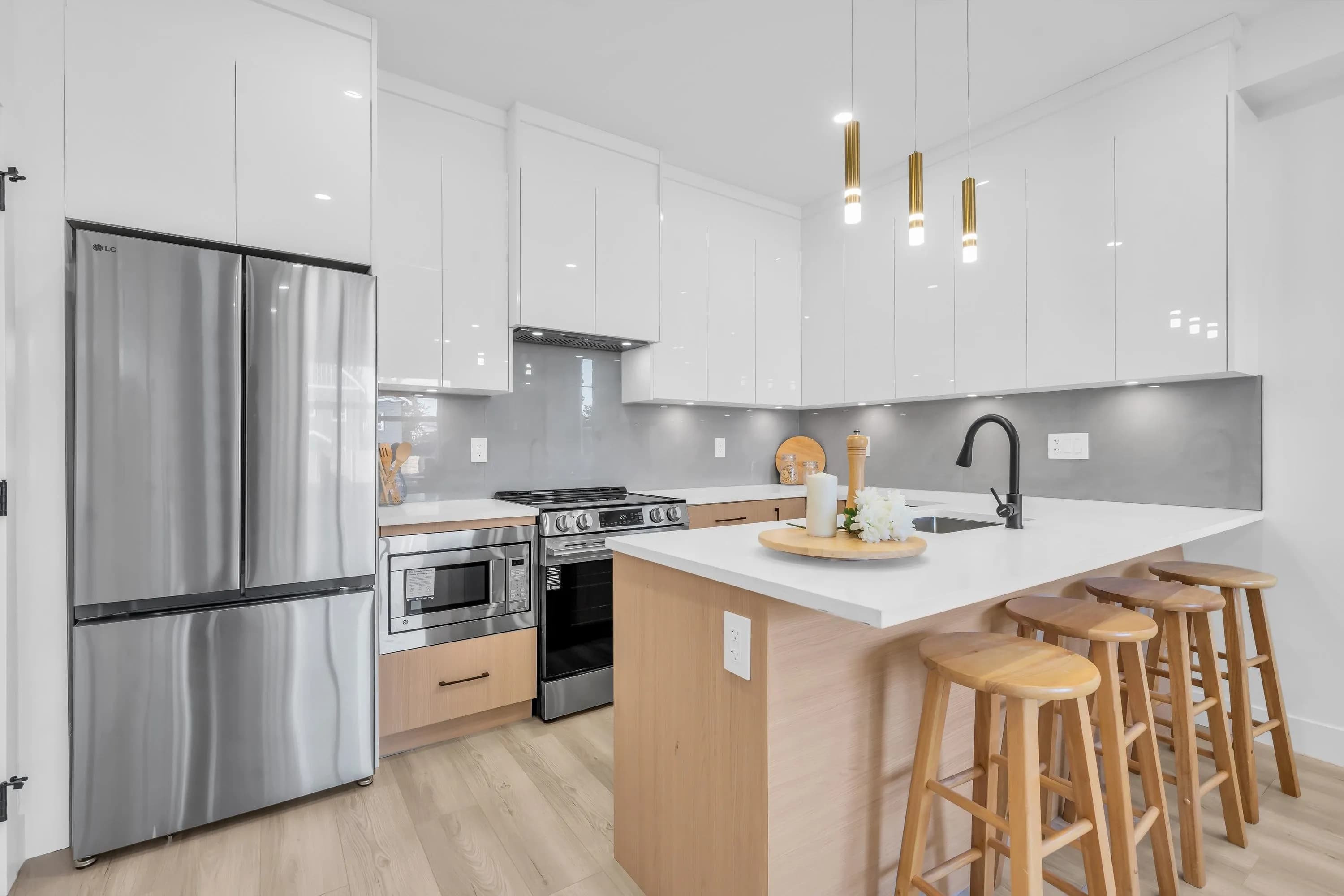2 4587 Knight Street, Vancouver, BC V5N 3M8 — image 11