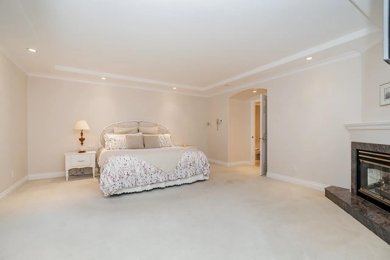 13511 Woodcrest Drive, Surrey, BC V4P 1W3 — image 21
