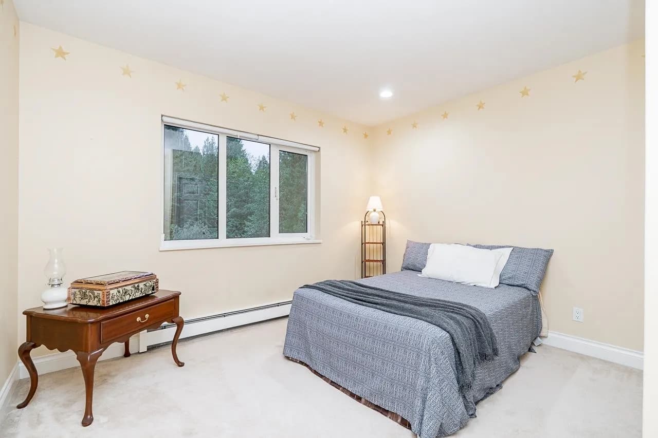 13511 Woodcrest Drive, Surrey, BC V4P 1W3 — image 28