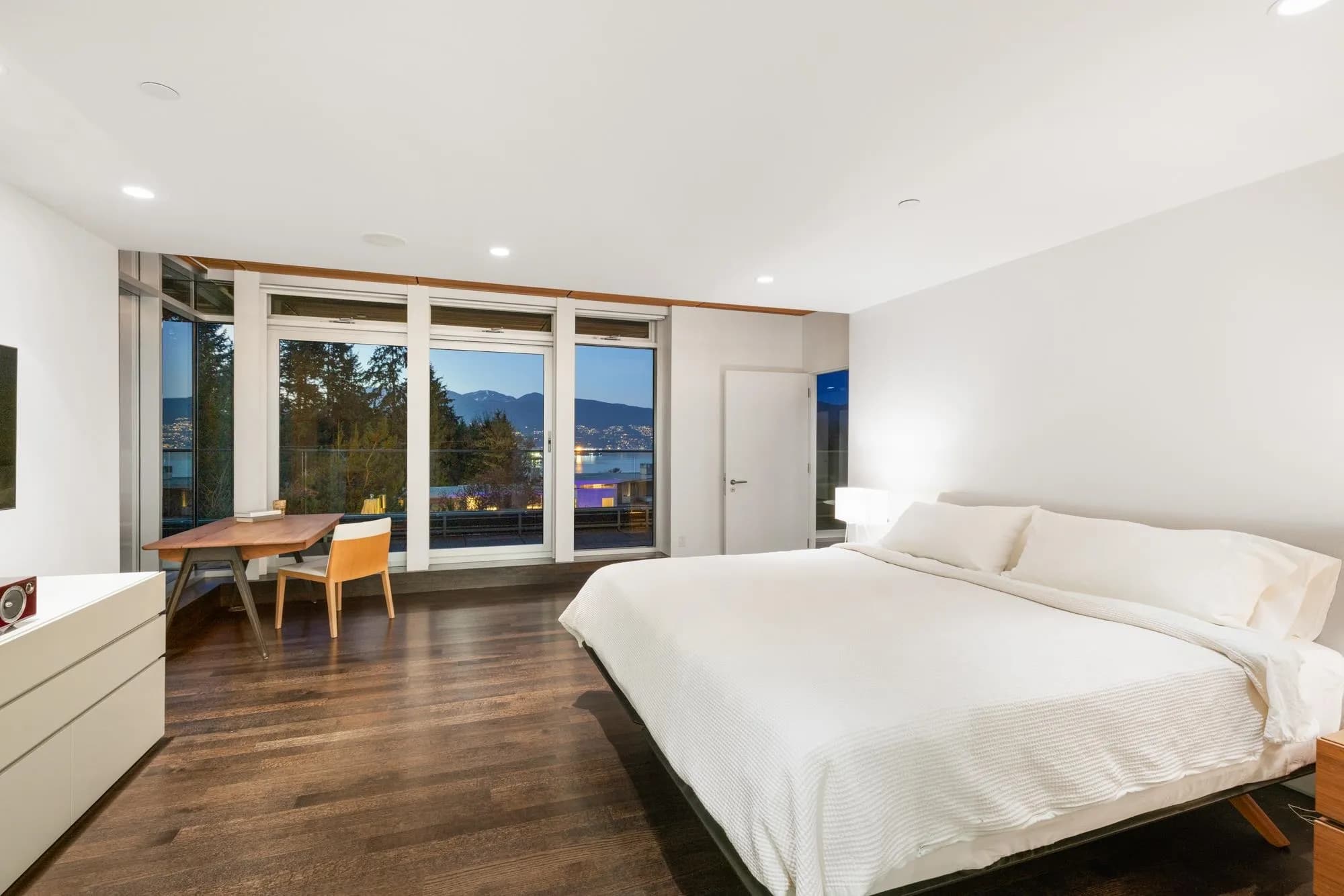 4850 Fannin Avenue, Vancouver, BC V6T 1B2 — image 25