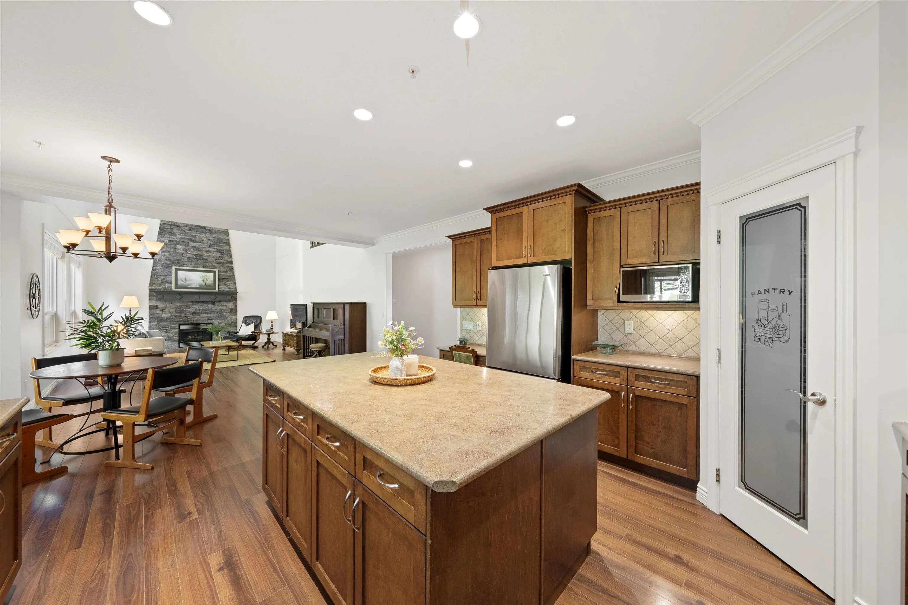 13175 239b Street, Maple Ridge, BC V4R 0A3 — image 10