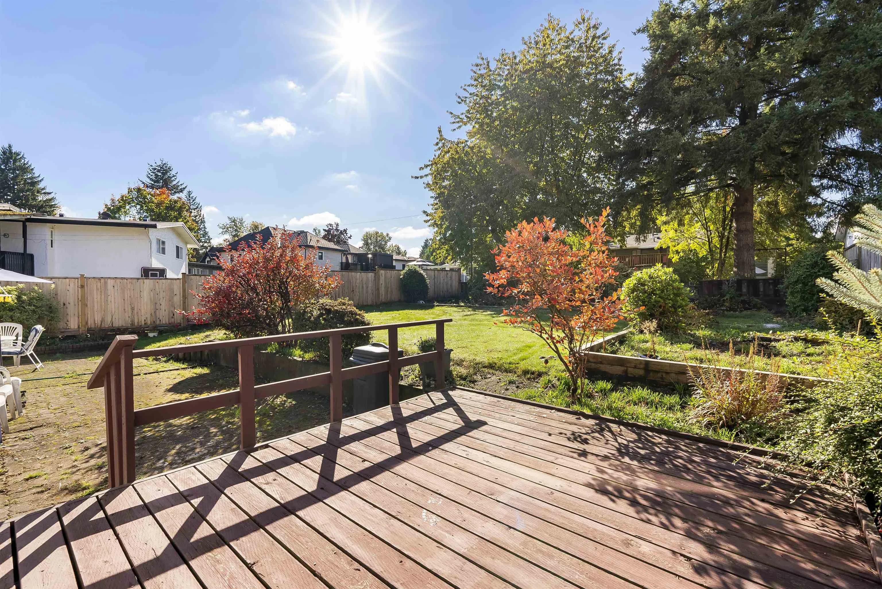 9141 Prince Charles Boulevard, Surrey, BC V3V 1S1 — image 34