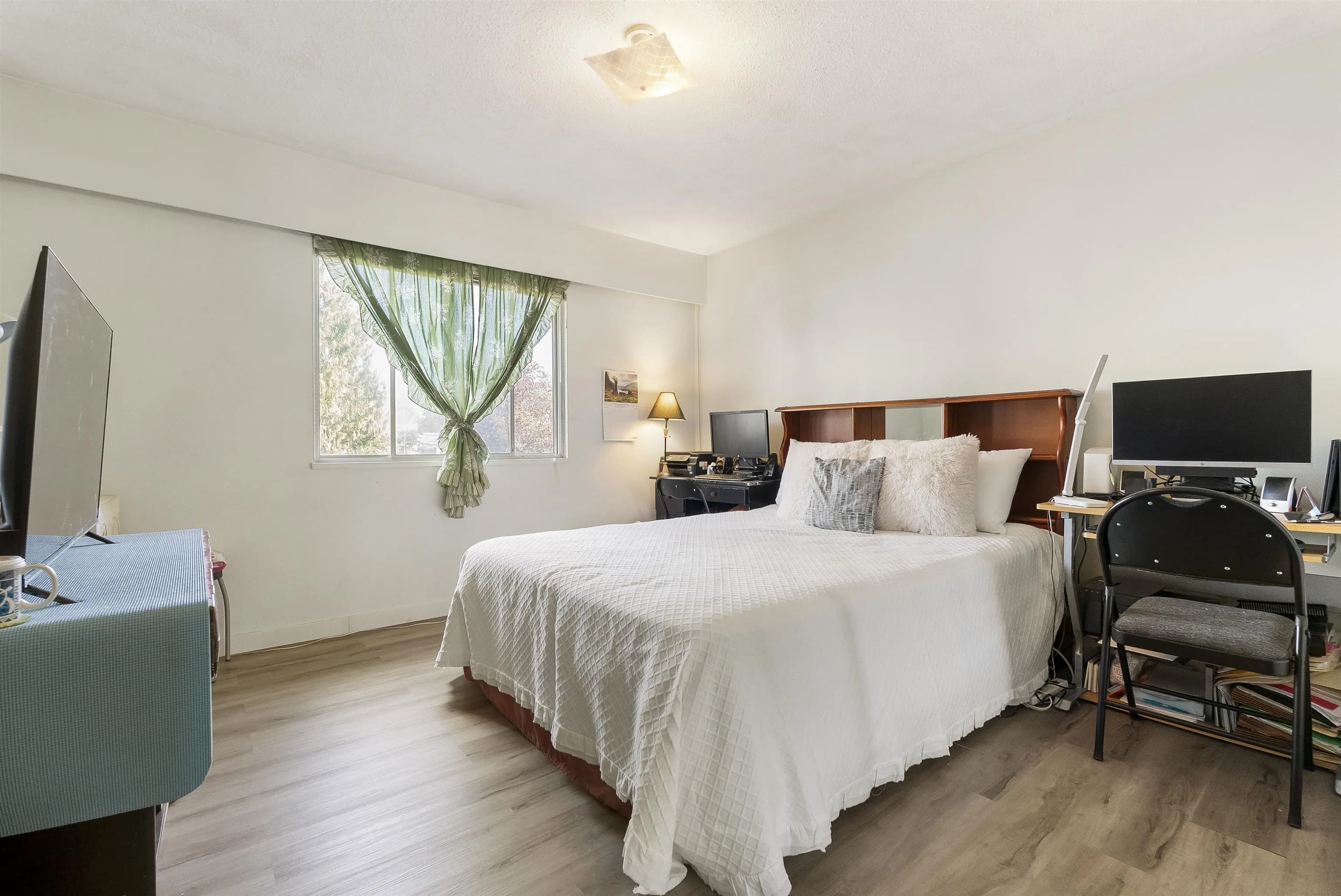 9141 Prince Charles Boulevard, Surrey, BC V3V 1S1 — image 14