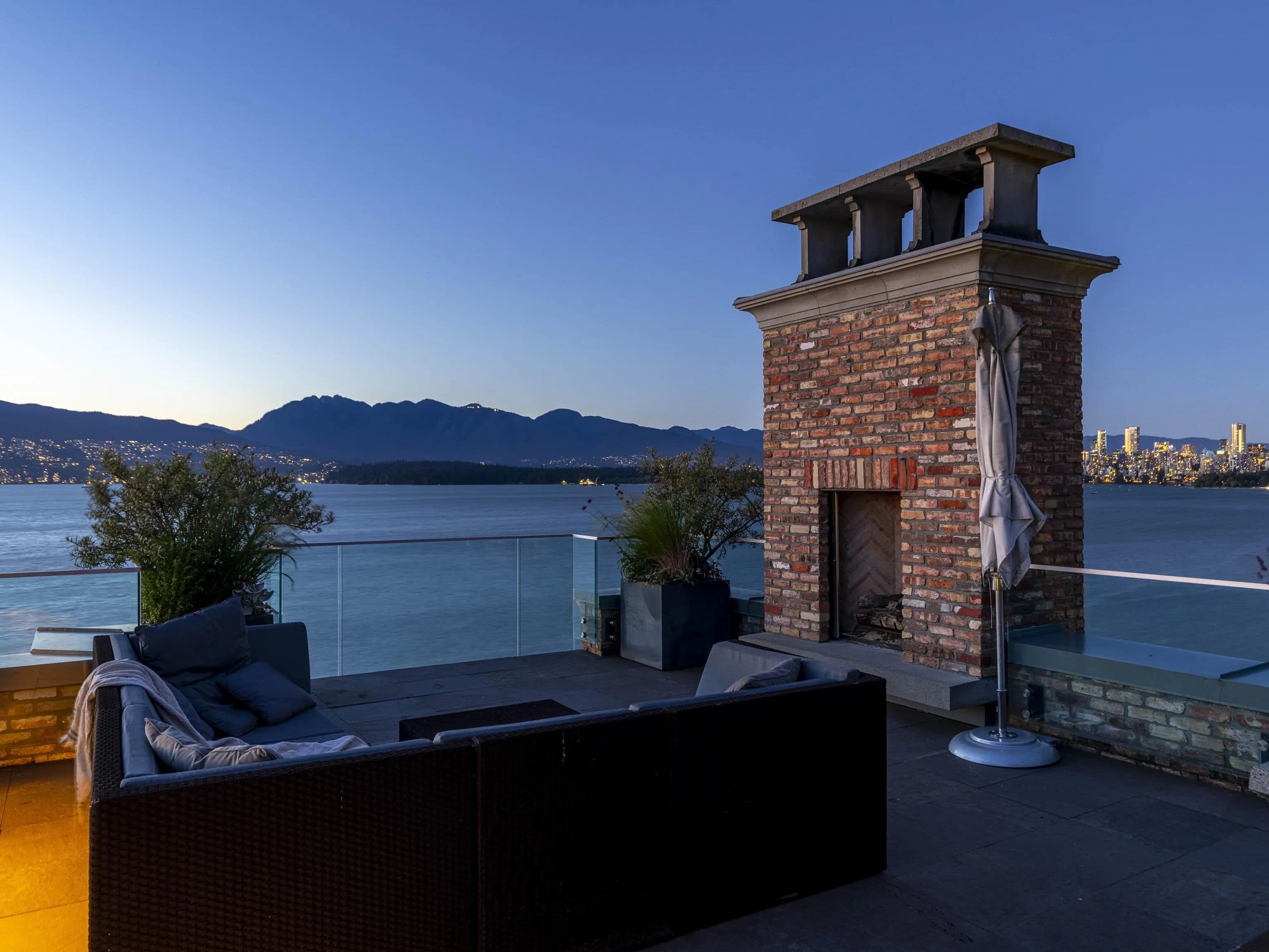 3305 Point Grey Road, Vancouver, BC V6R 1A4 — image 38