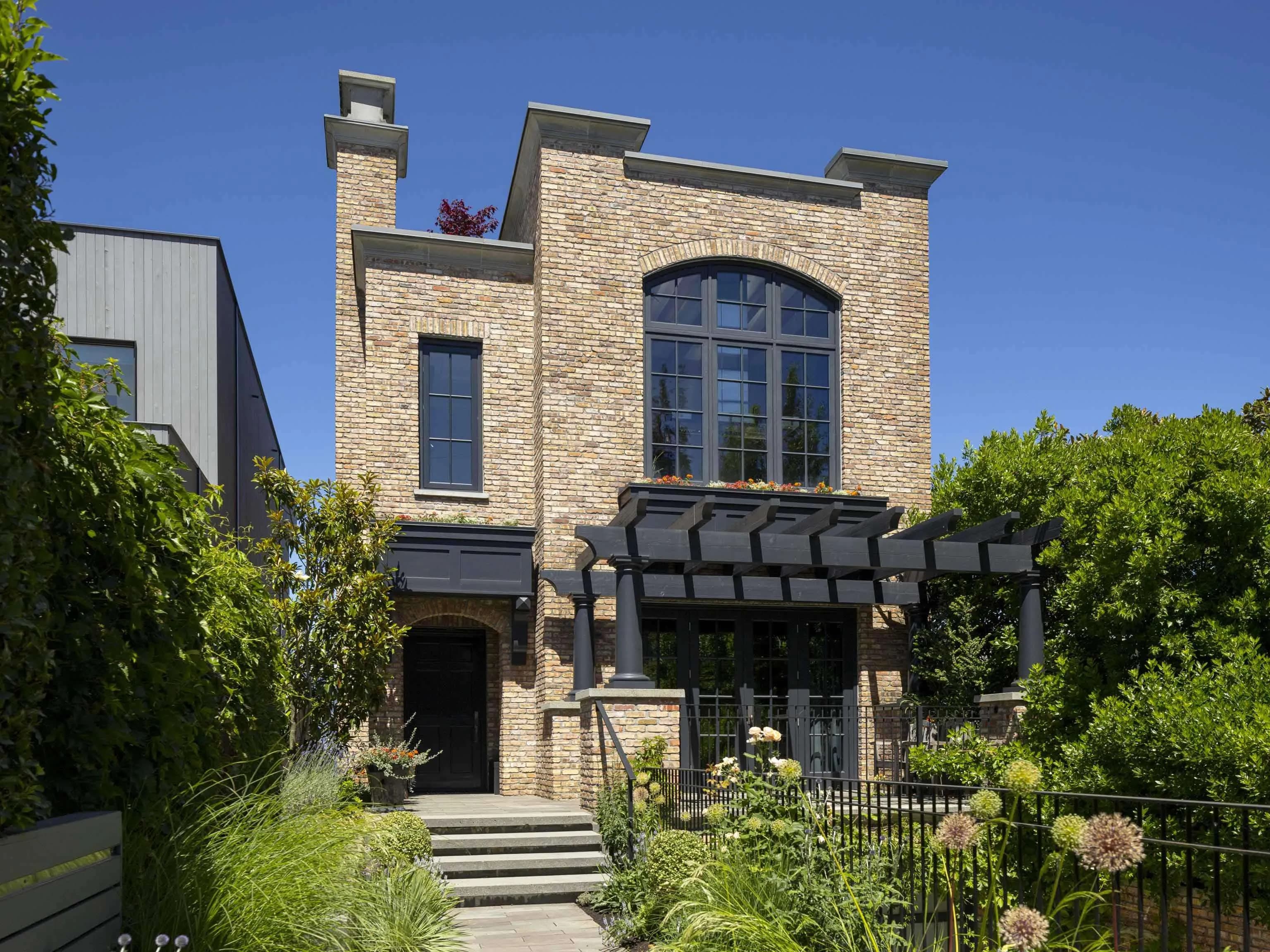 3305 Point Grey Road, Vancouver, BC V6R 1A4 — image 2
