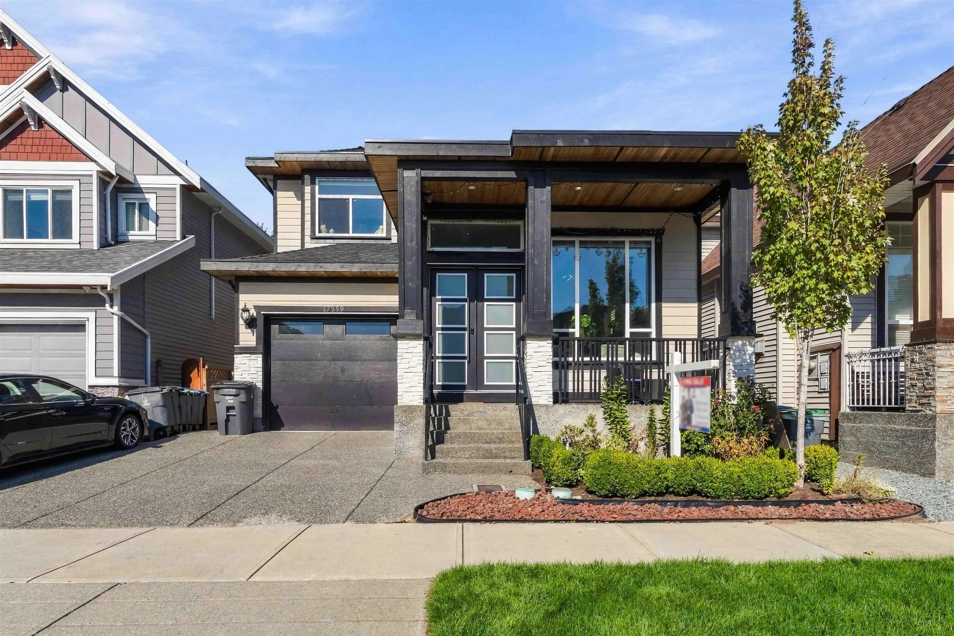 17359 64a Avenue, Surrey, BC V3S 2H8 — image 1