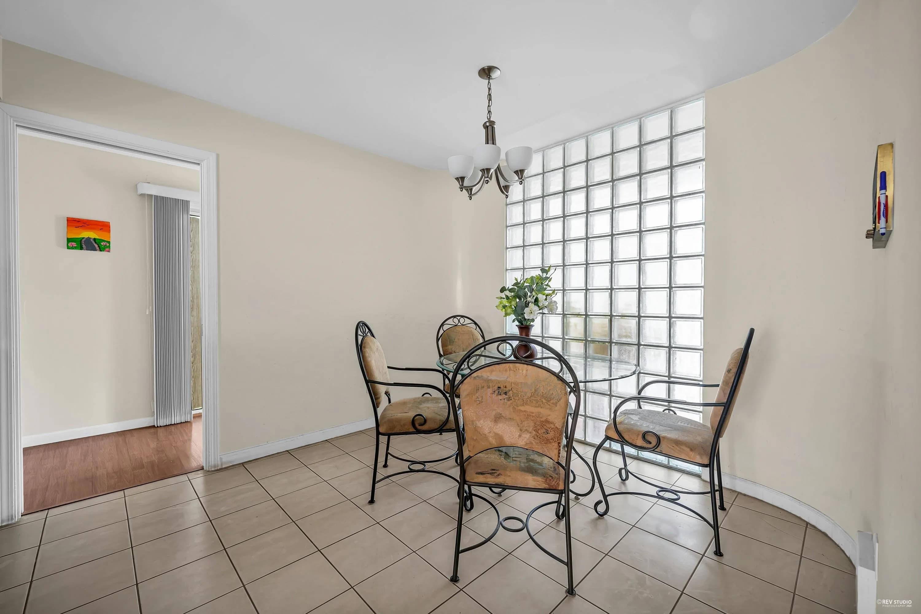 1945 W 44th Avenue, Vancouver, BC V6M 2E8 — image 7