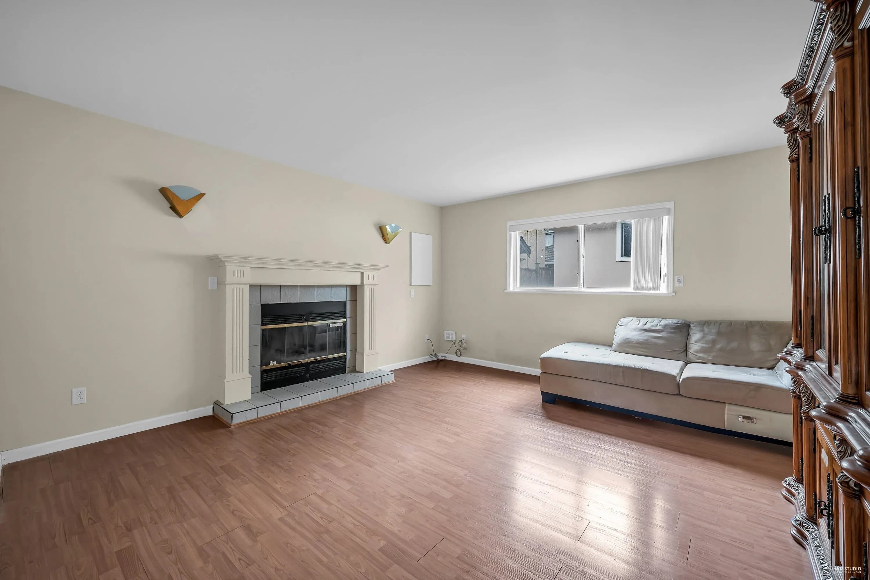 1945 W 44th Avenue, Vancouver, BC V6M 2E8 — image 11