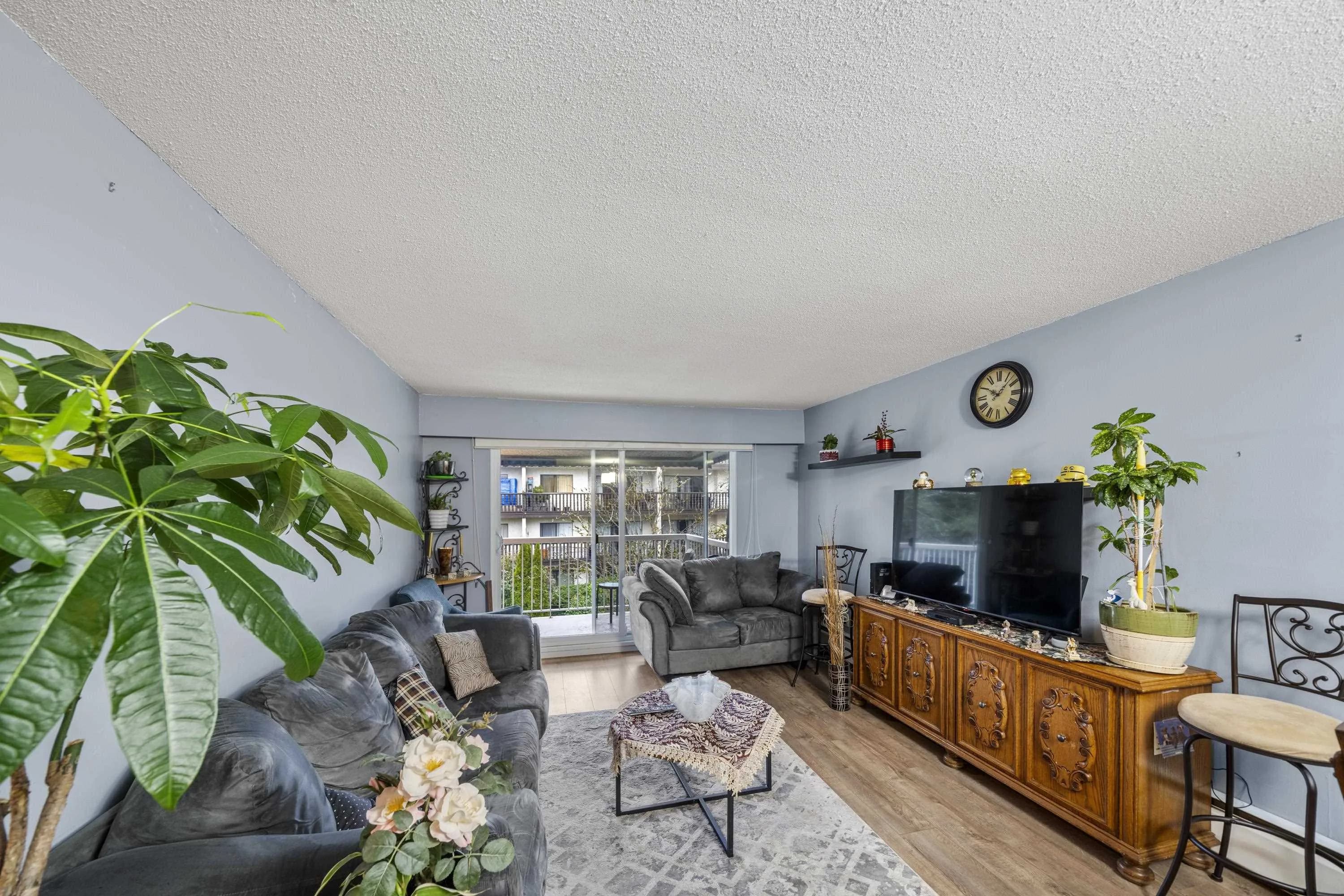 302 371 Ellesmere Avenue, Burnaby, BC V5B 3T1 — image 10
