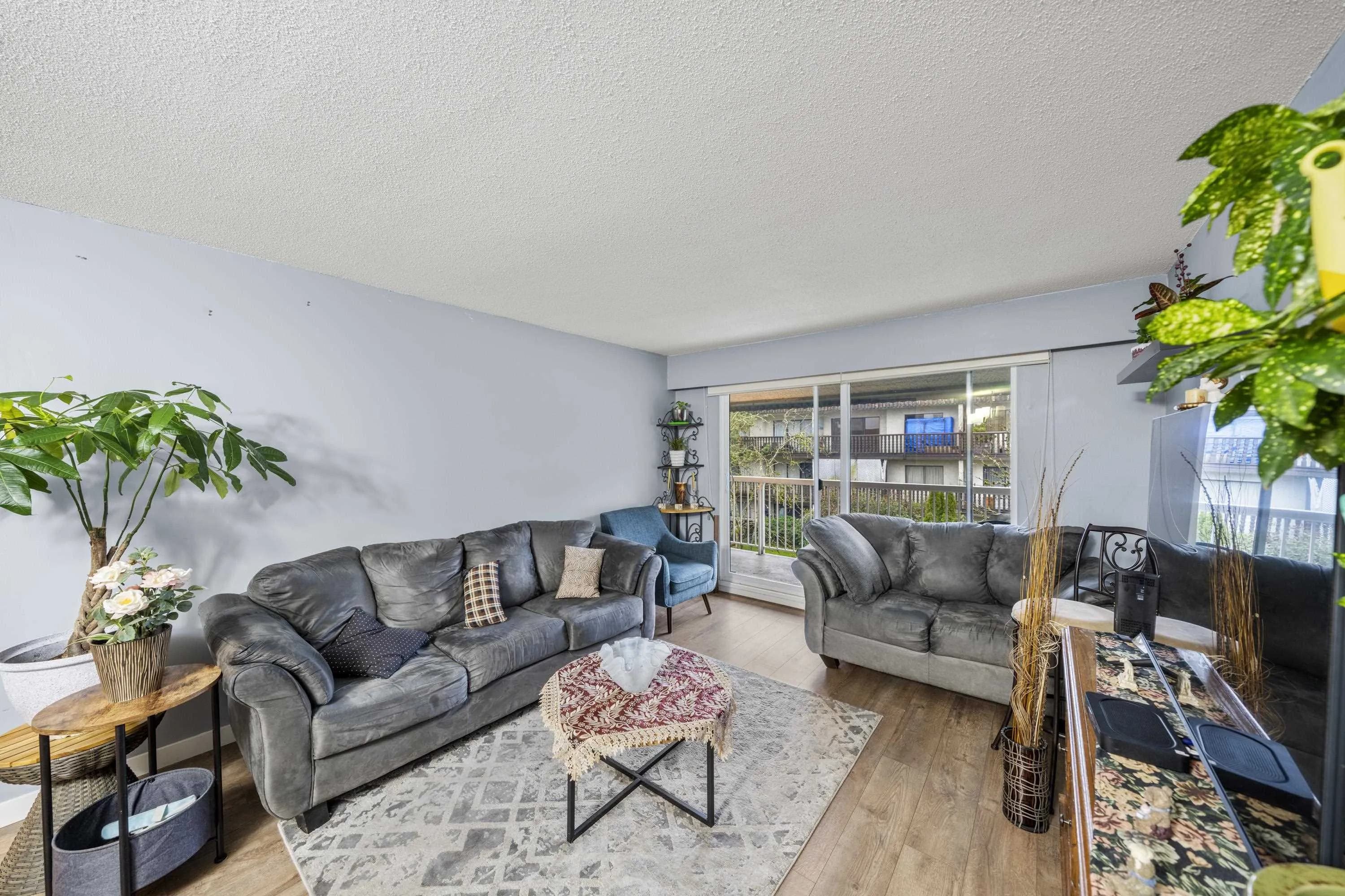 302 371 Ellesmere Avenue, Burnaby, BC V5B 3T1 — image 12