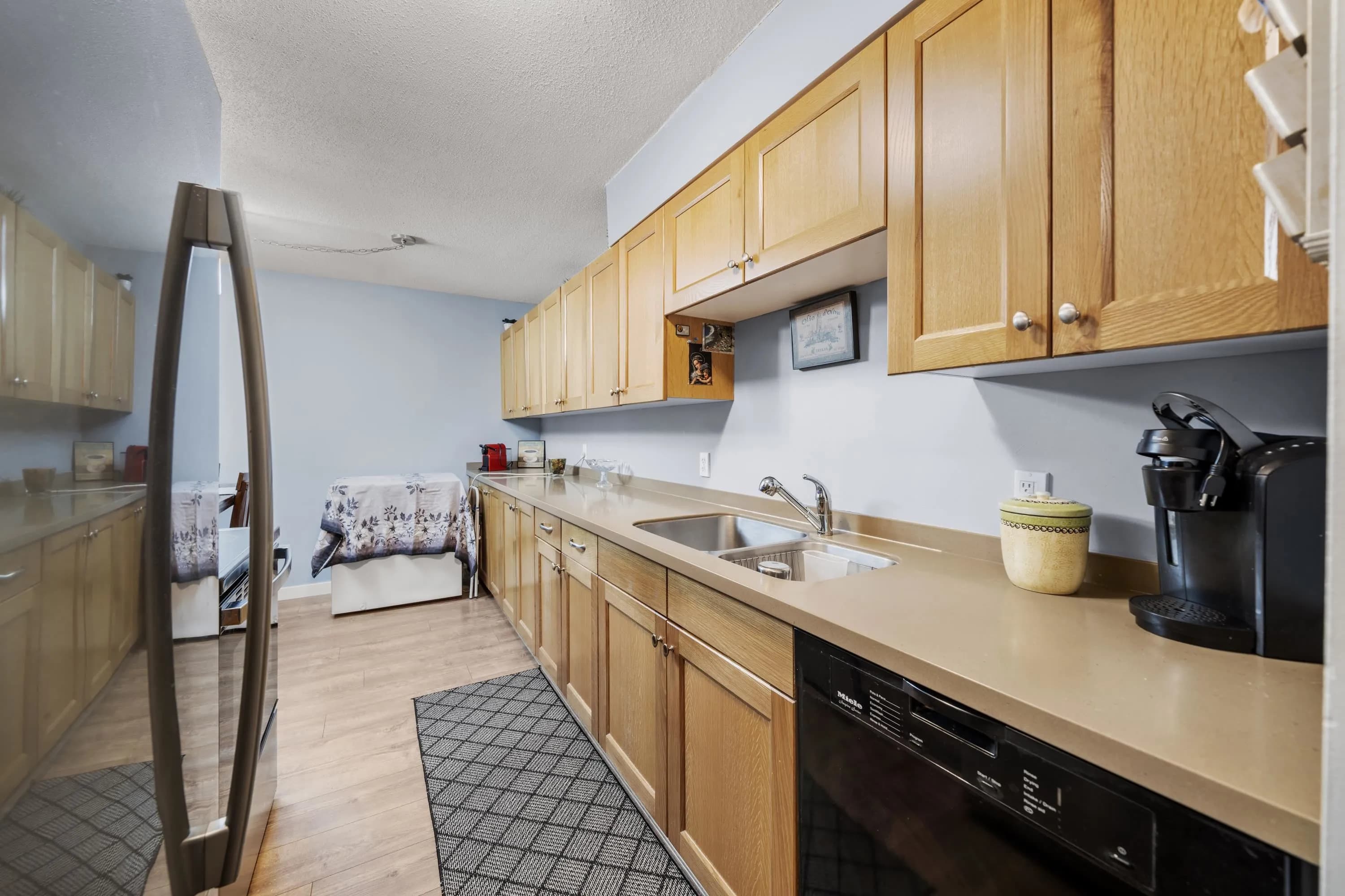 302 371 Ellesmere Avenue, Burnaby, BC V5B 3T1 — image 5